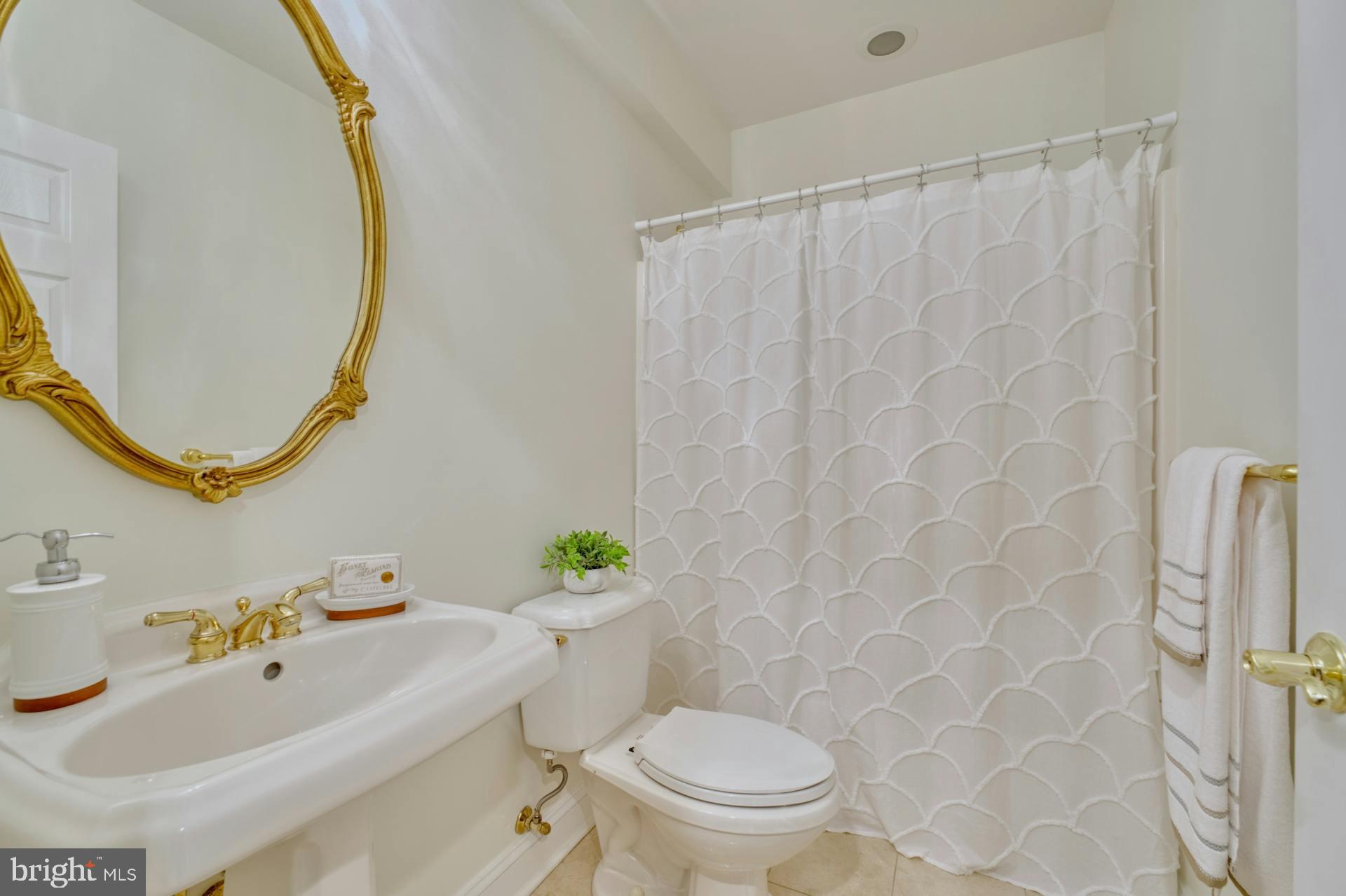 BEACON HILL - Residential