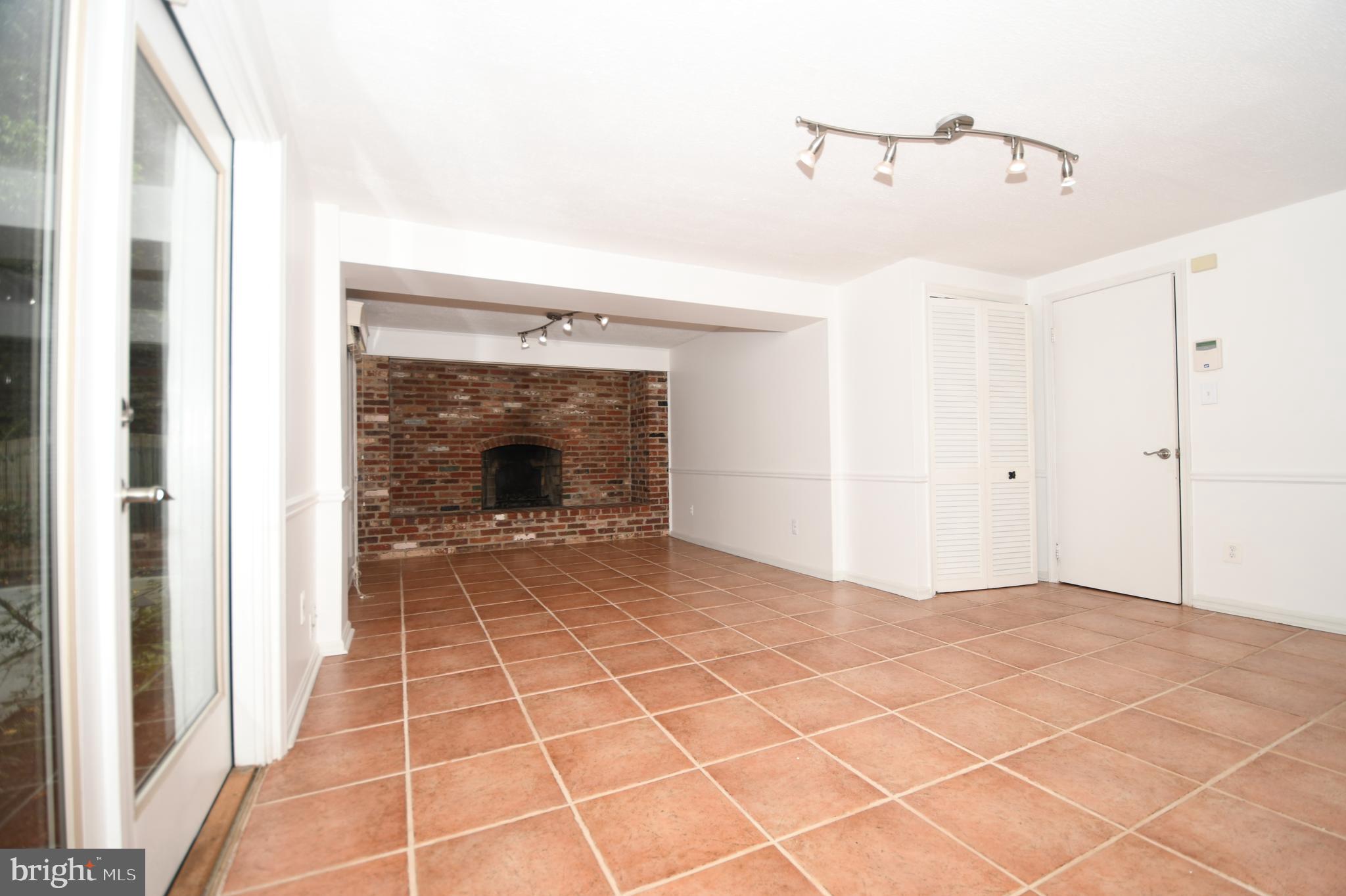 COHASSET - Residential Lease