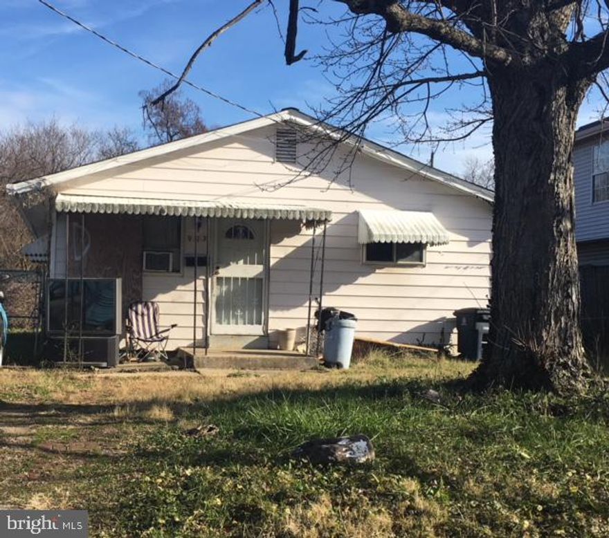 Great Rehab Potential....Laid out over 960sqft this 3 bdrm 1bath is just 3 from DC. On a Large lot this home will sparkle with a full renovation. Contact agent with any questions. Motivated Seller.