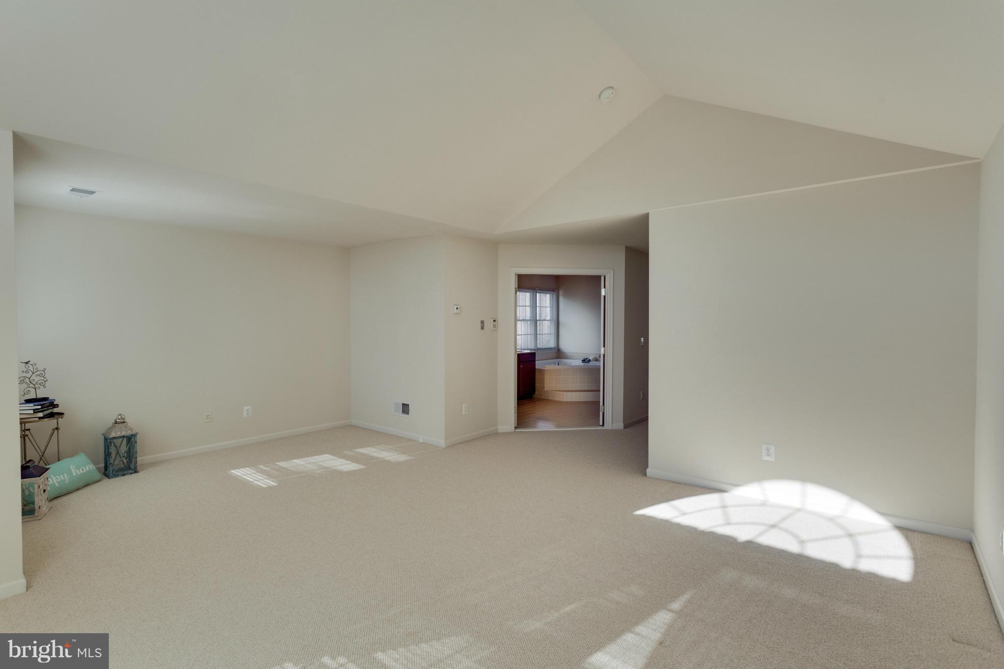 DOMINION VALLEY COUNTRY CLUB - Residential