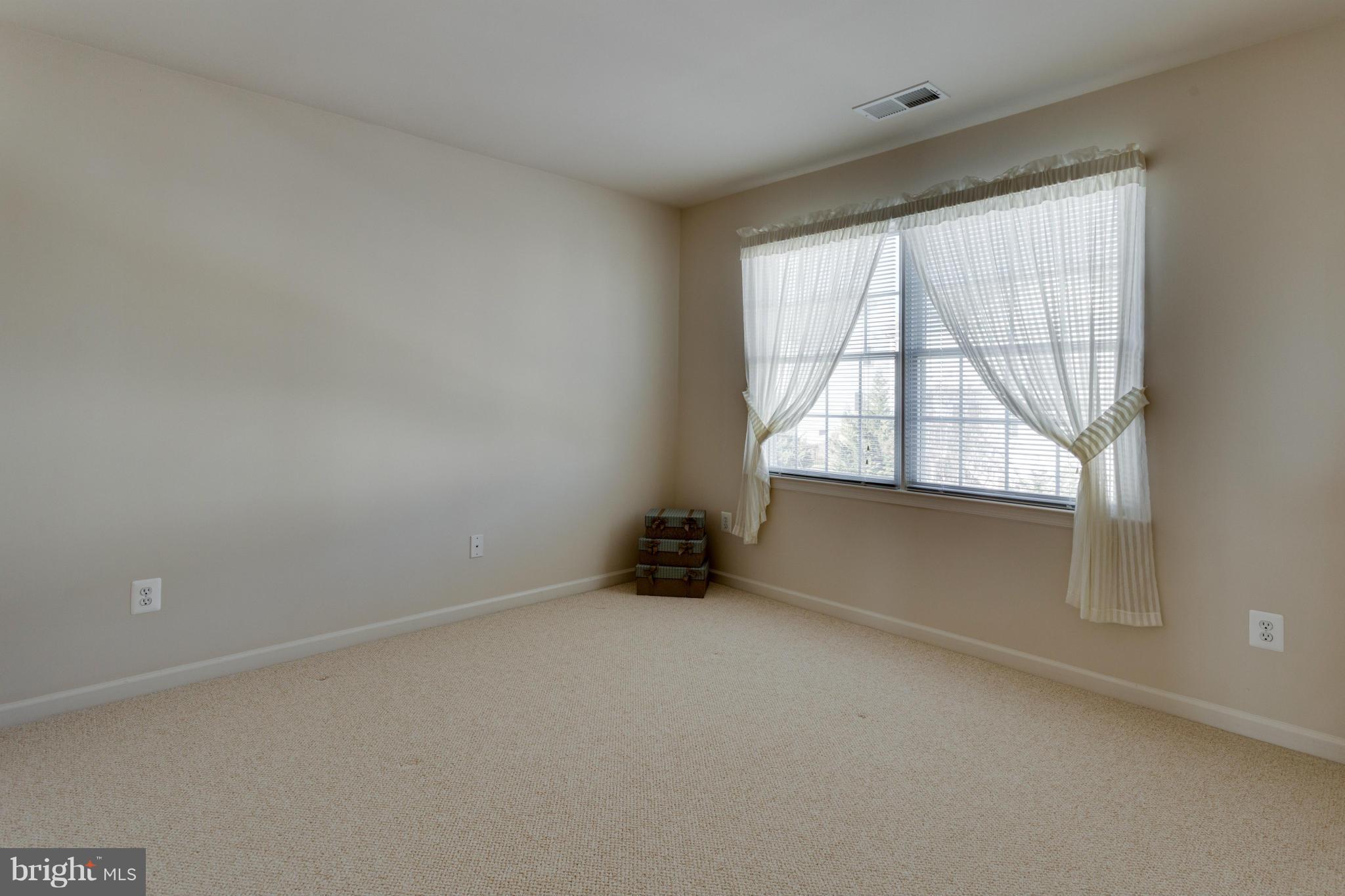 DOMINION VALLEY COUNTRY CLUB - Residential