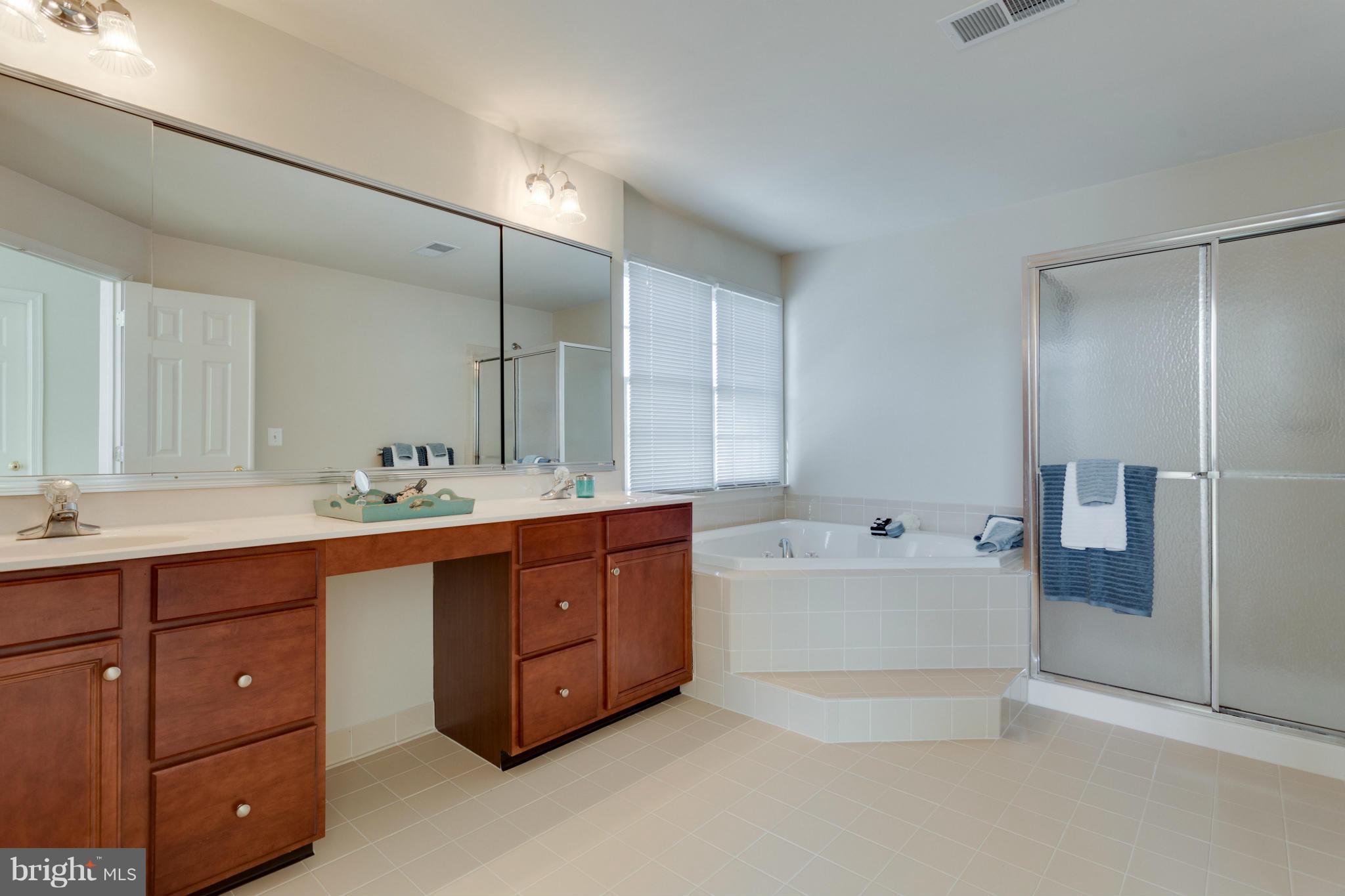 DOMINION VALLEY COUNTRY CLUB - Residential