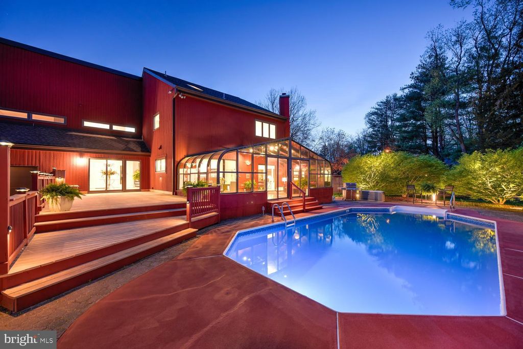 Photo of 15 Hawk Drive, PRINCETON JUNCTION, NJ 08550 (MLS # NJME2075530)