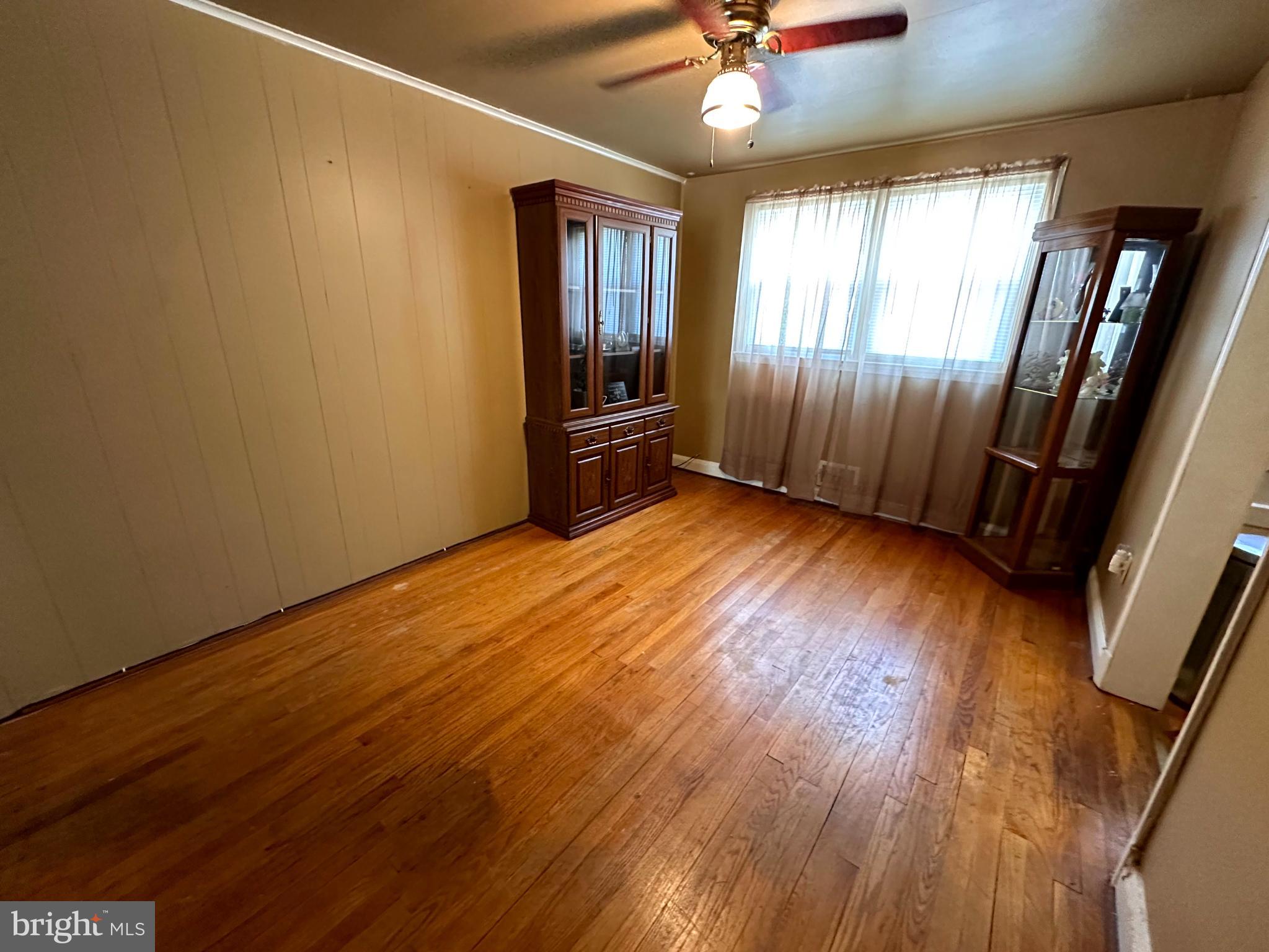 4924 ABERDEEN AVENUE