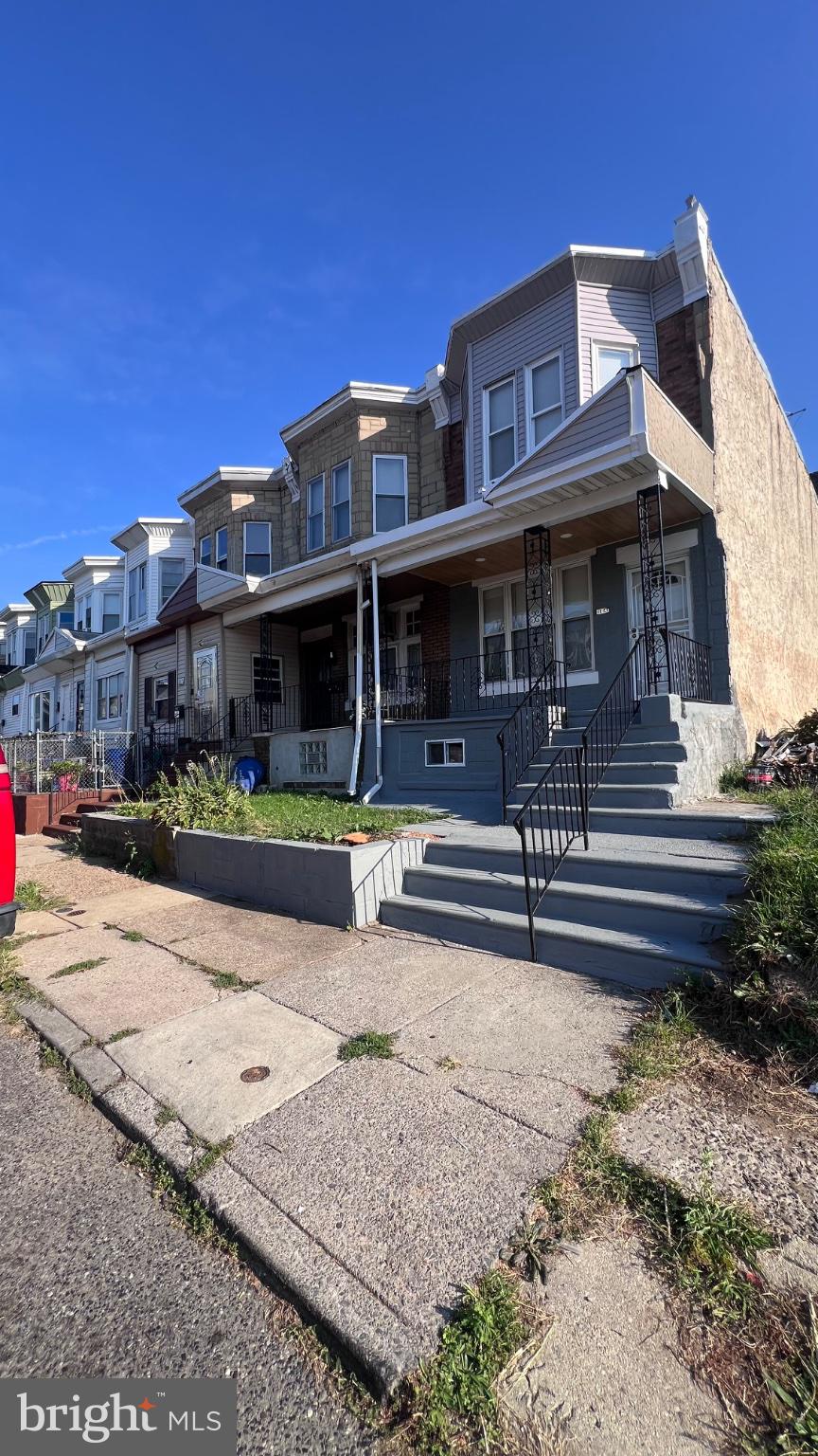 164 W ALBANUS STREET