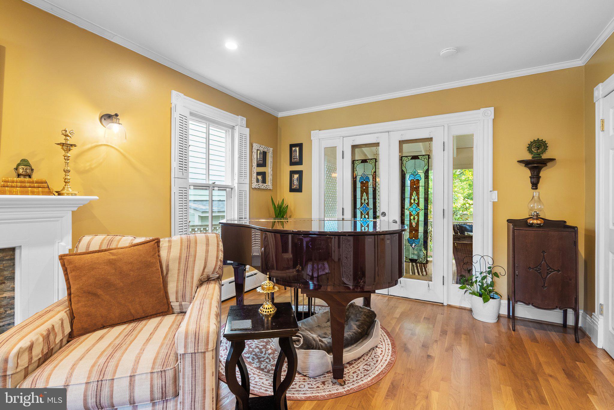 KENSINGTON - Residential