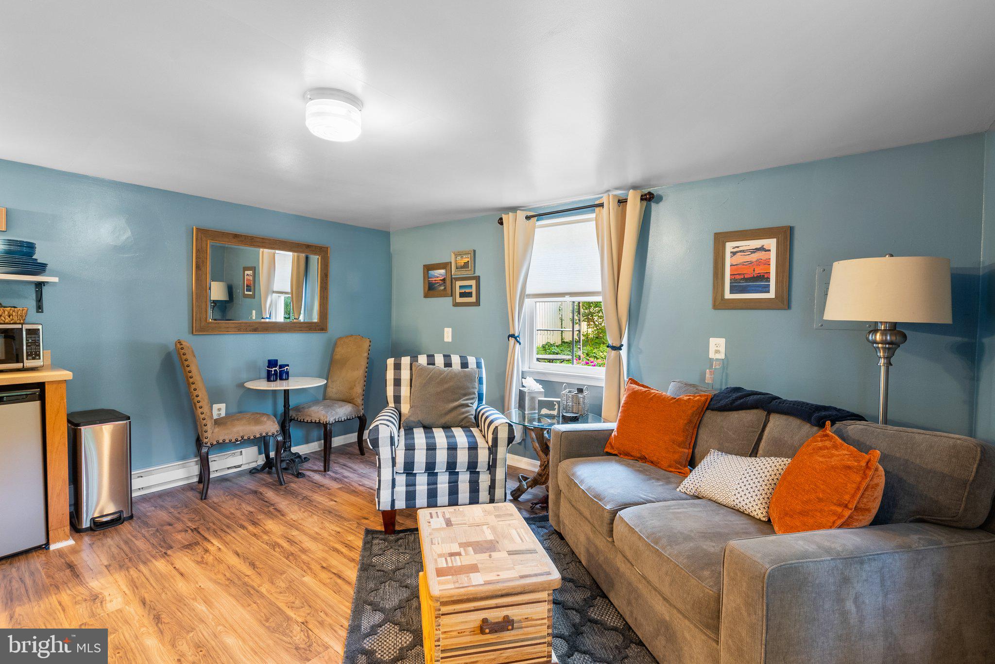 KENSINGTON - Residential