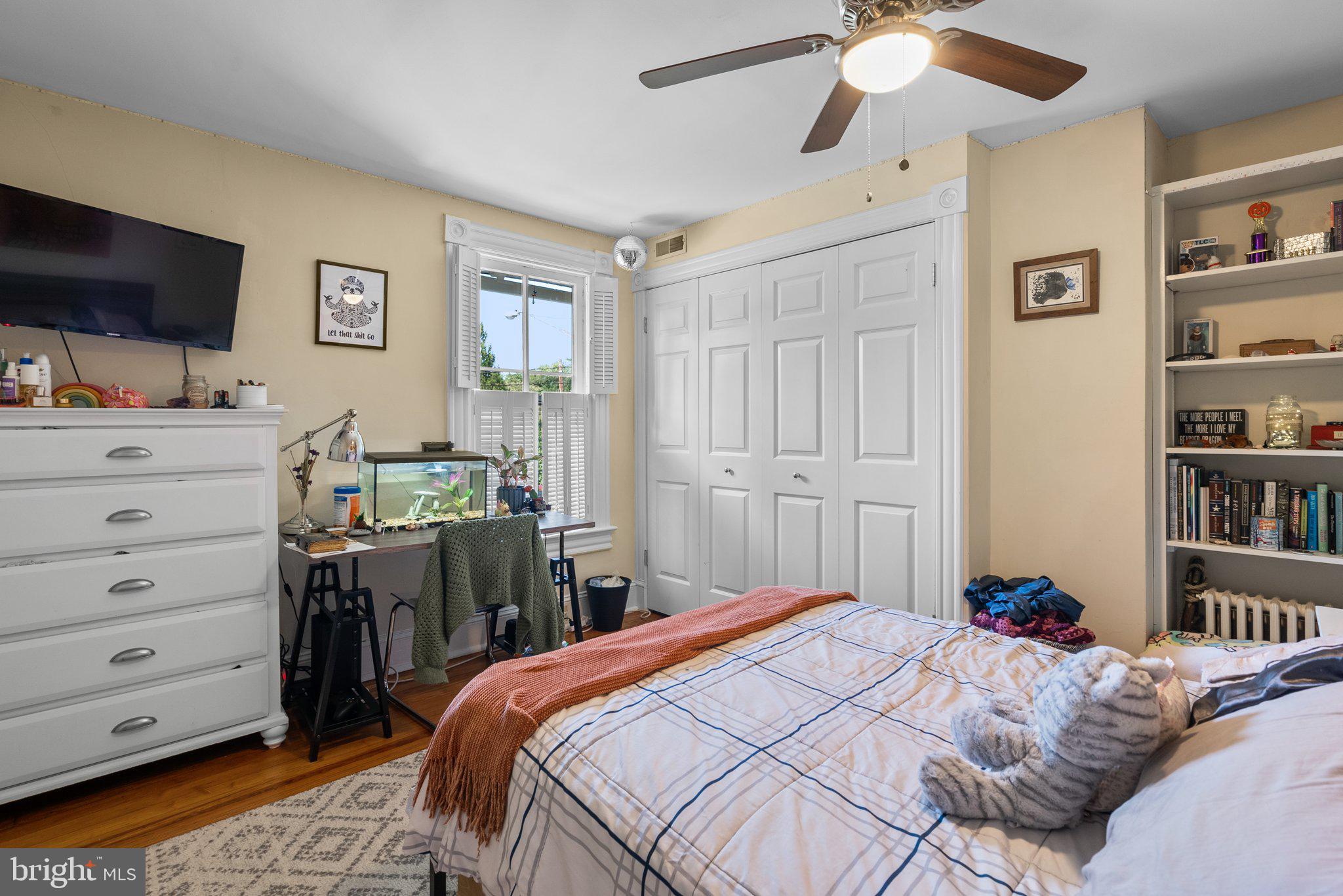 KENSINGTON - Residential