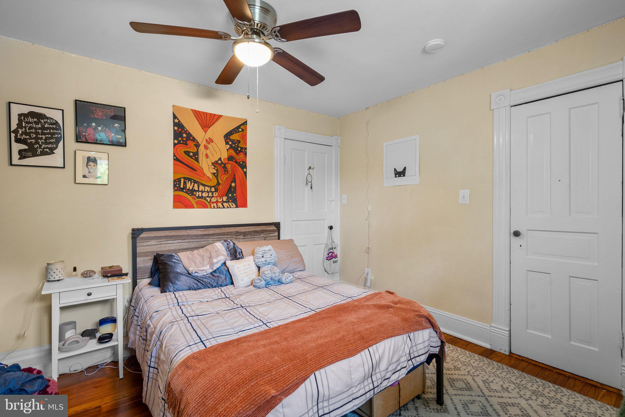 KENSINGTON - Residential