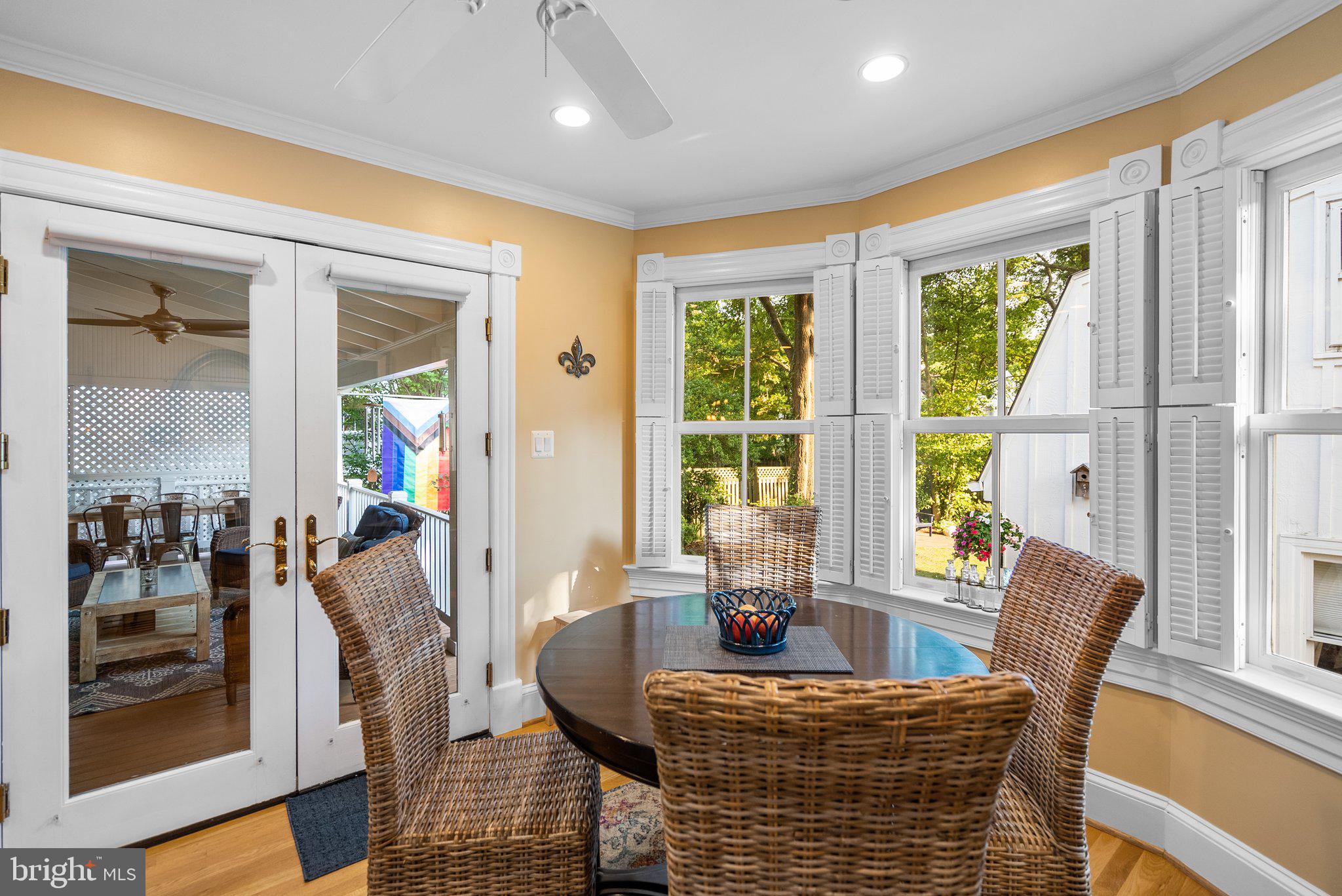 KENSINGTON - Residential