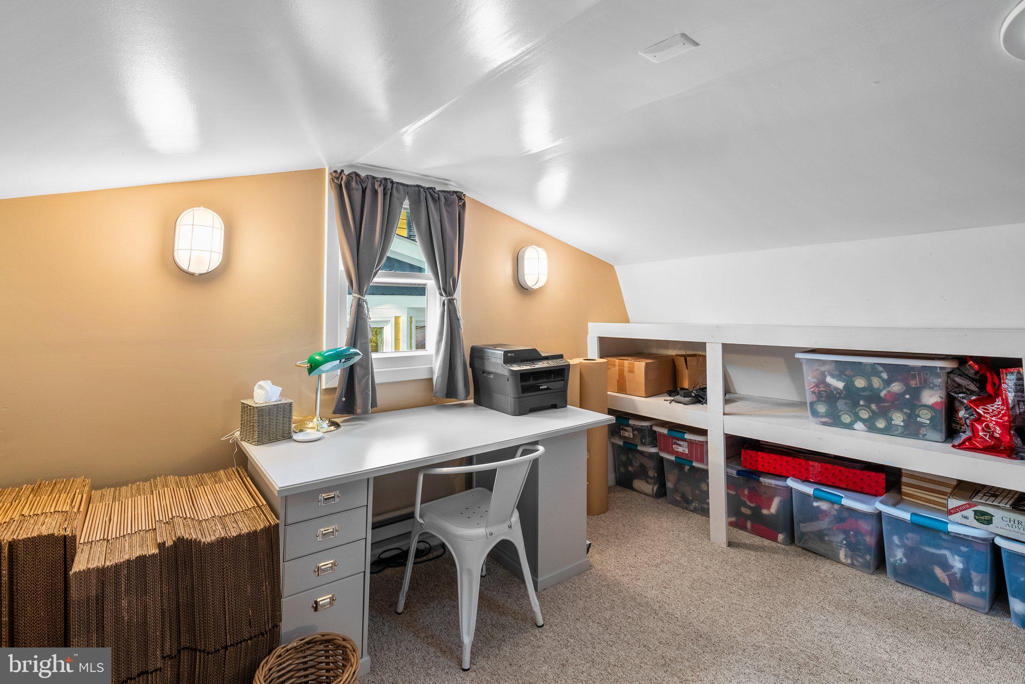 KENSINGTON - Residential