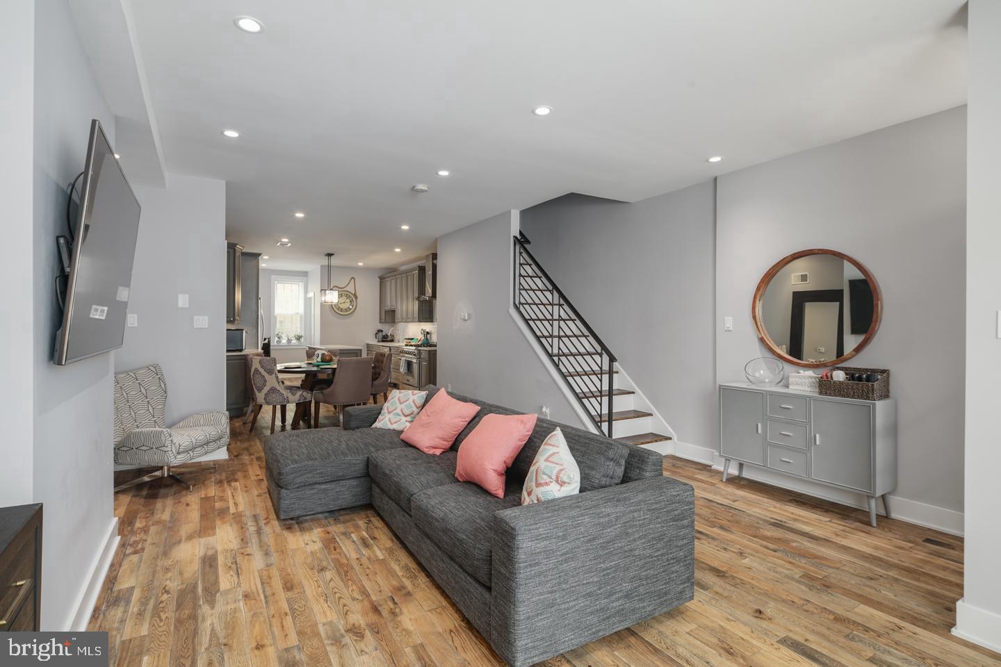 GRADUATE HOSPITAL - Residential Lease