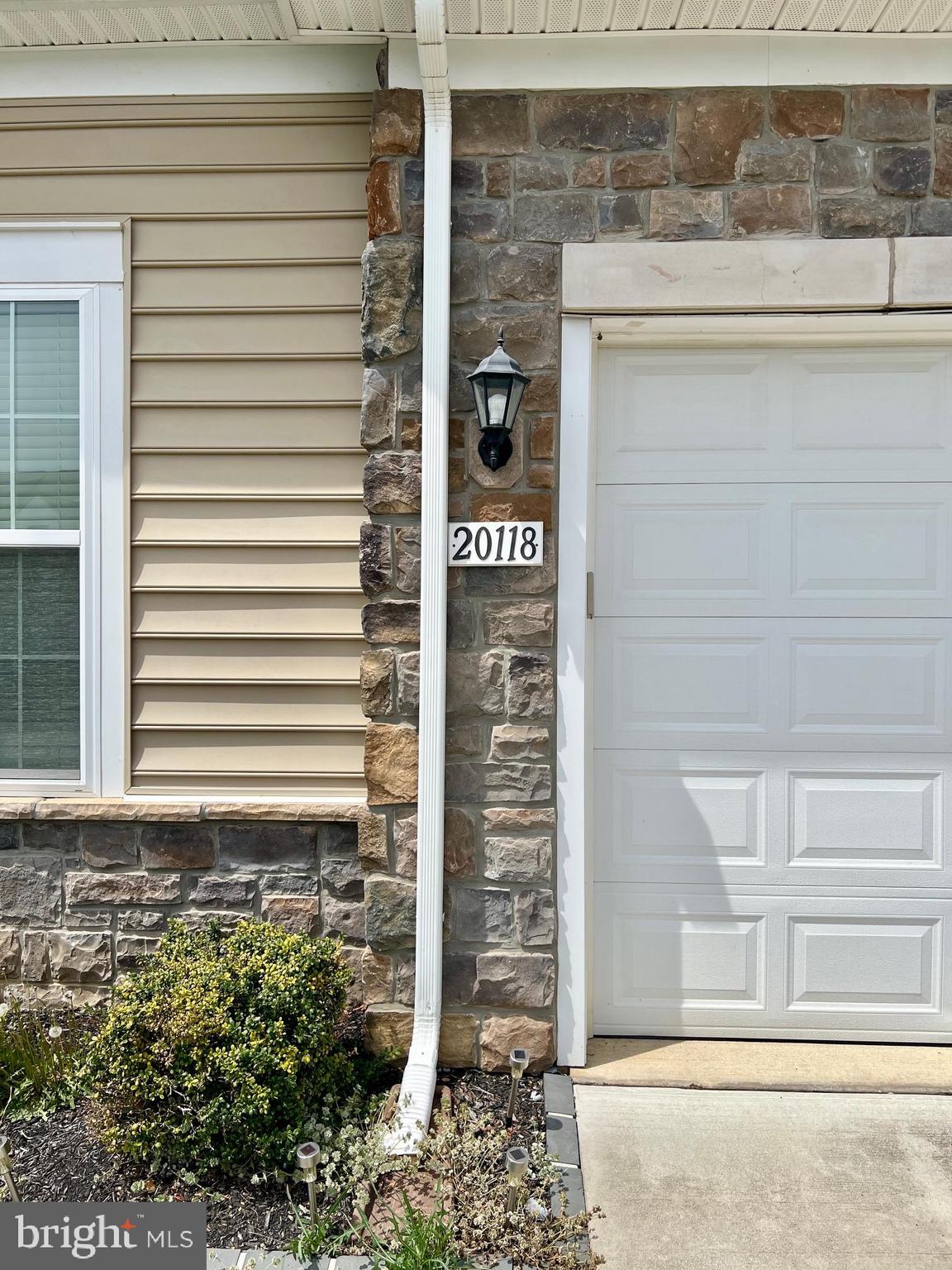 ROSEWOOD VILLAGE - Residential Lease