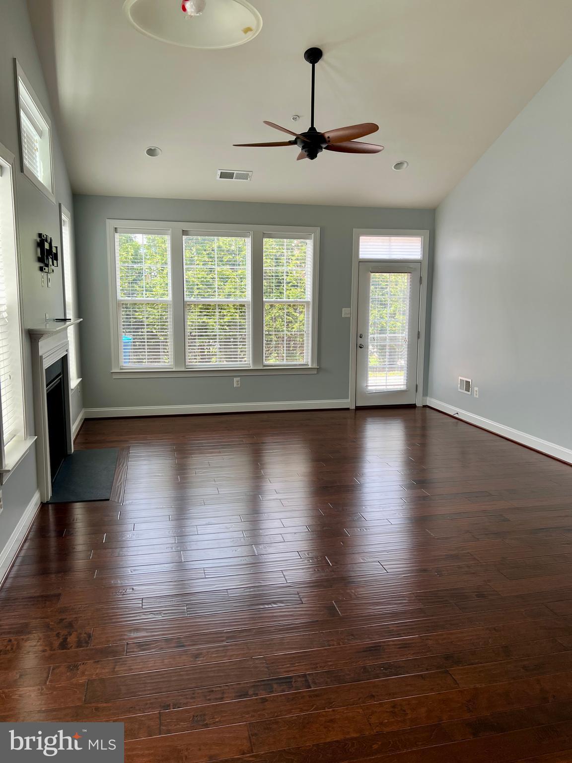 ROSEWOOD VILLAGE - Residential Lease