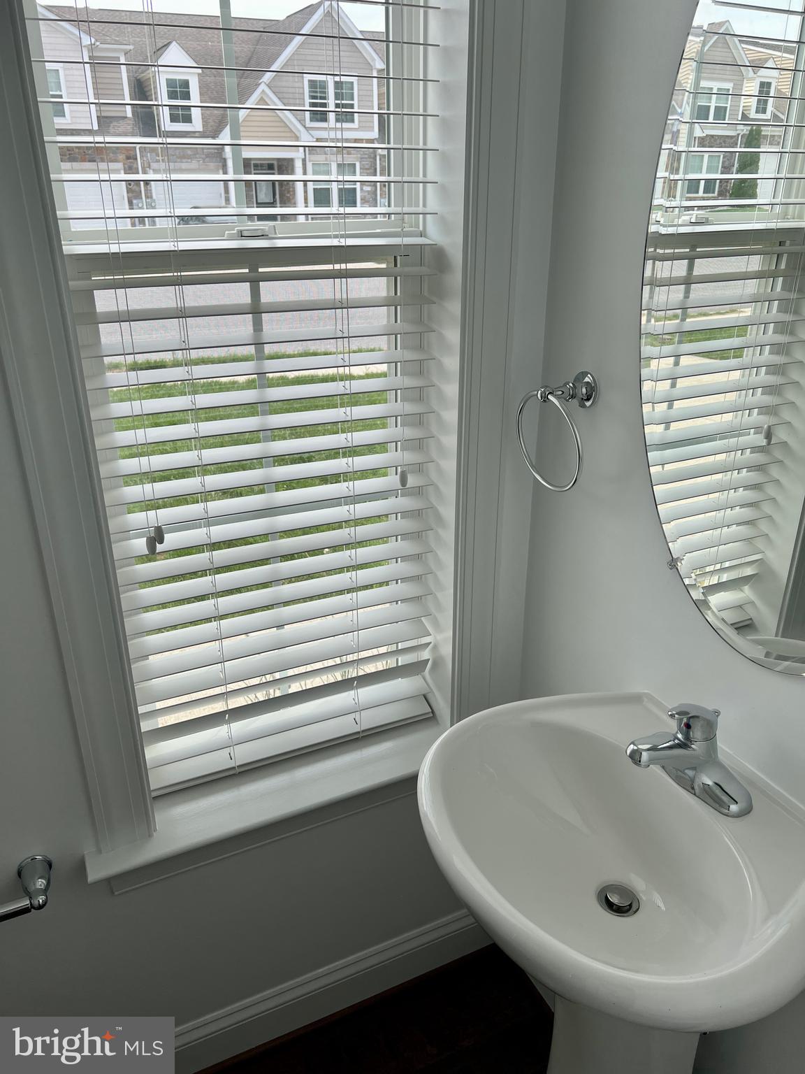 ROSEWOOD VILLAGE - Residential Lease