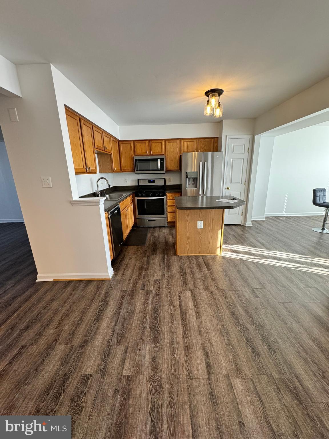 SALEM FIELDS - Residential Lease