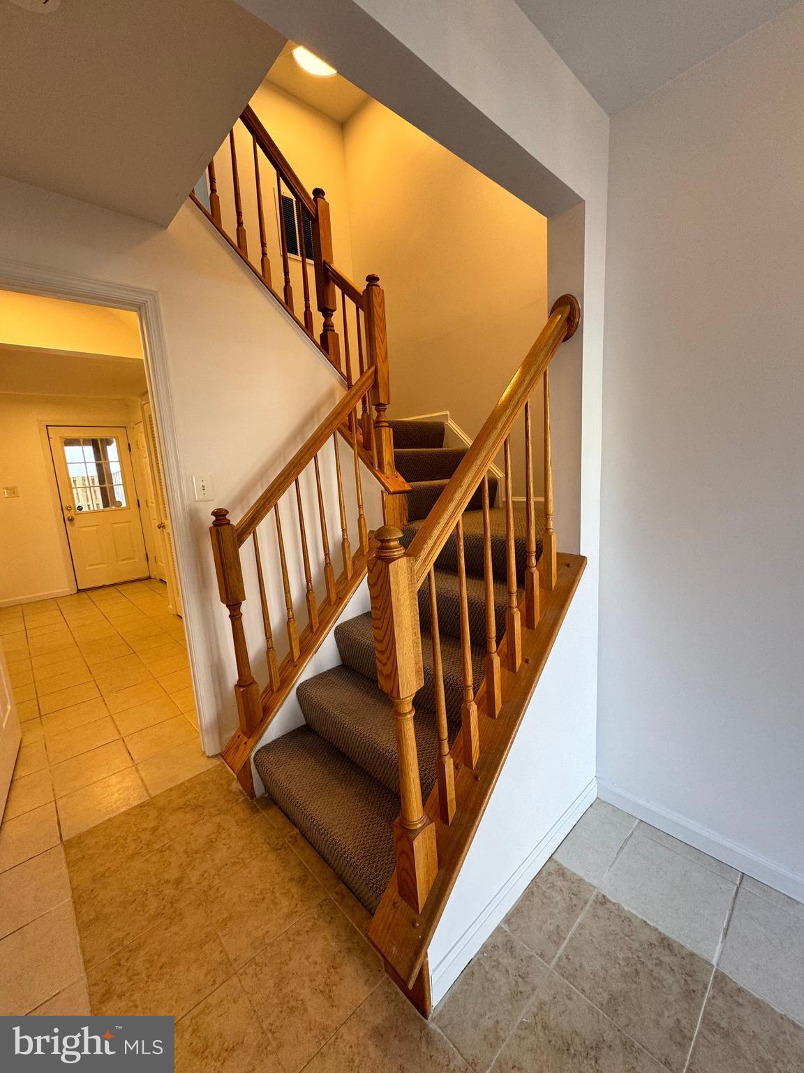 SALEM FIELDS - Residential Lease