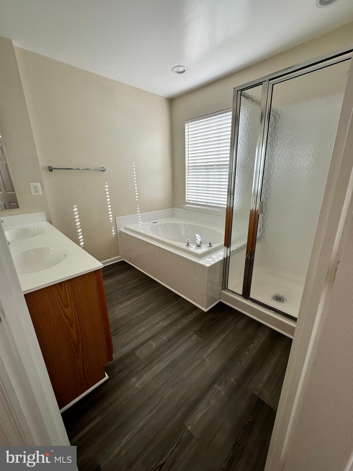 SALEM FIELDS - Residential Lease