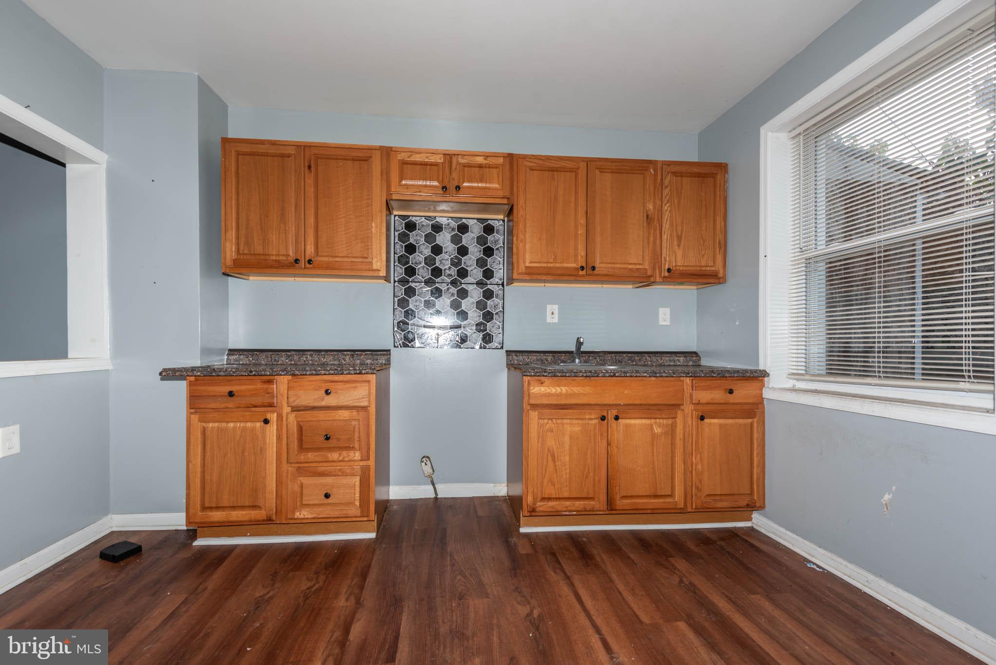 MILL HILL - Residential