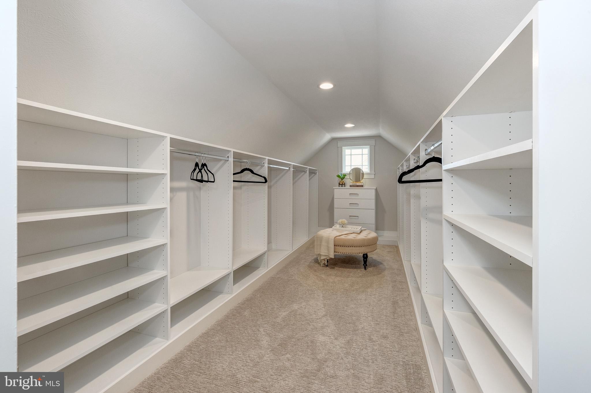 CEDAR VIEW - Residential