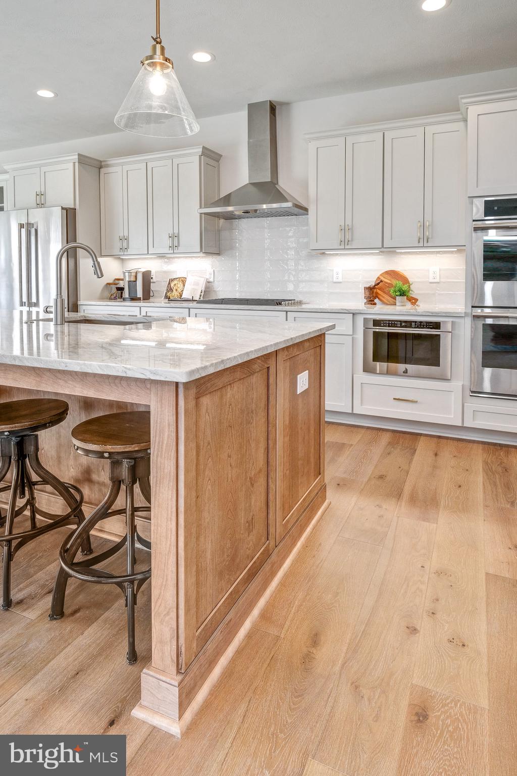 CEDAR VIEW - Residential