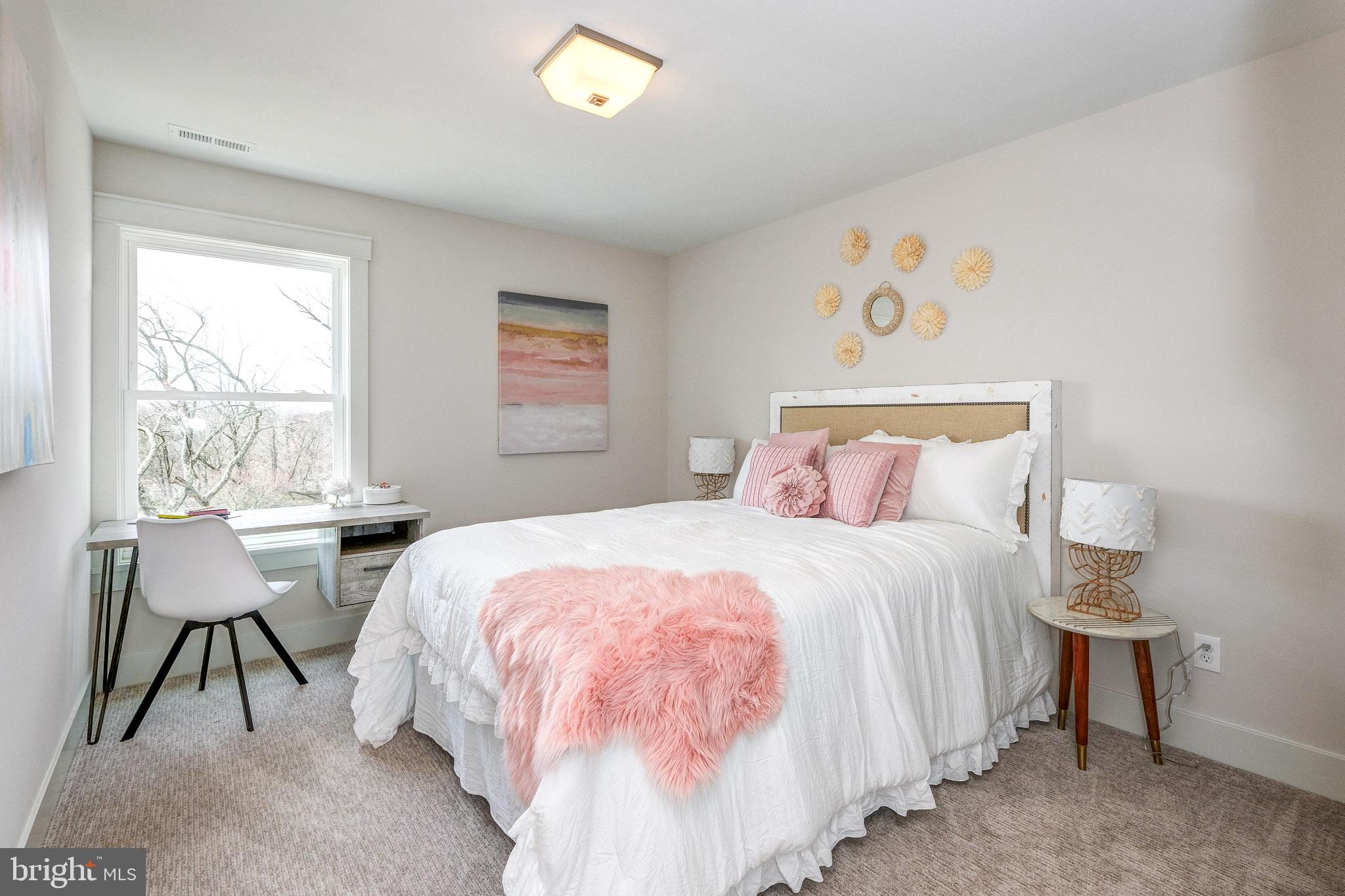 CEDAR VIEW - Residential