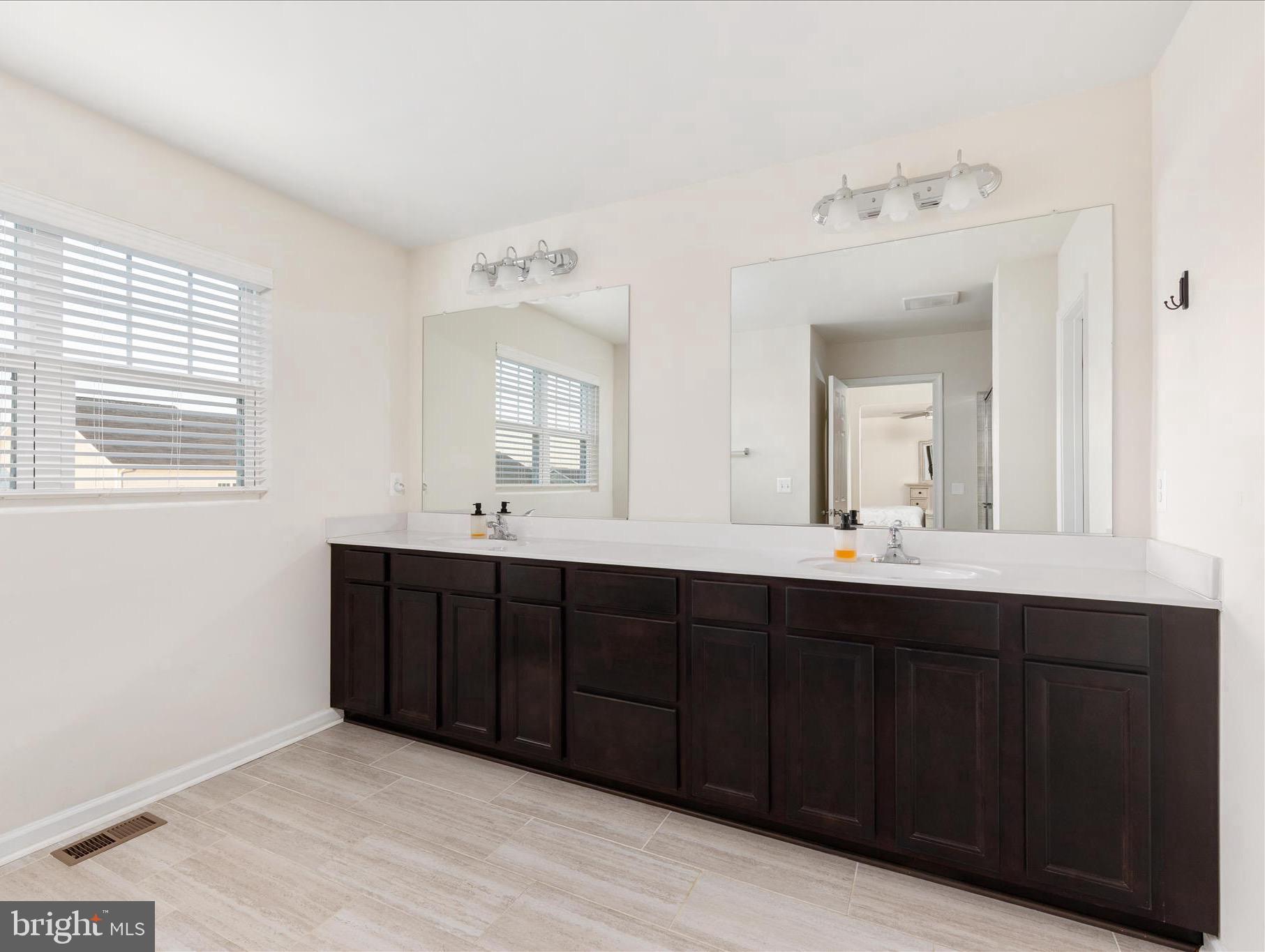 SNOWDEN BRIDGE - Residential