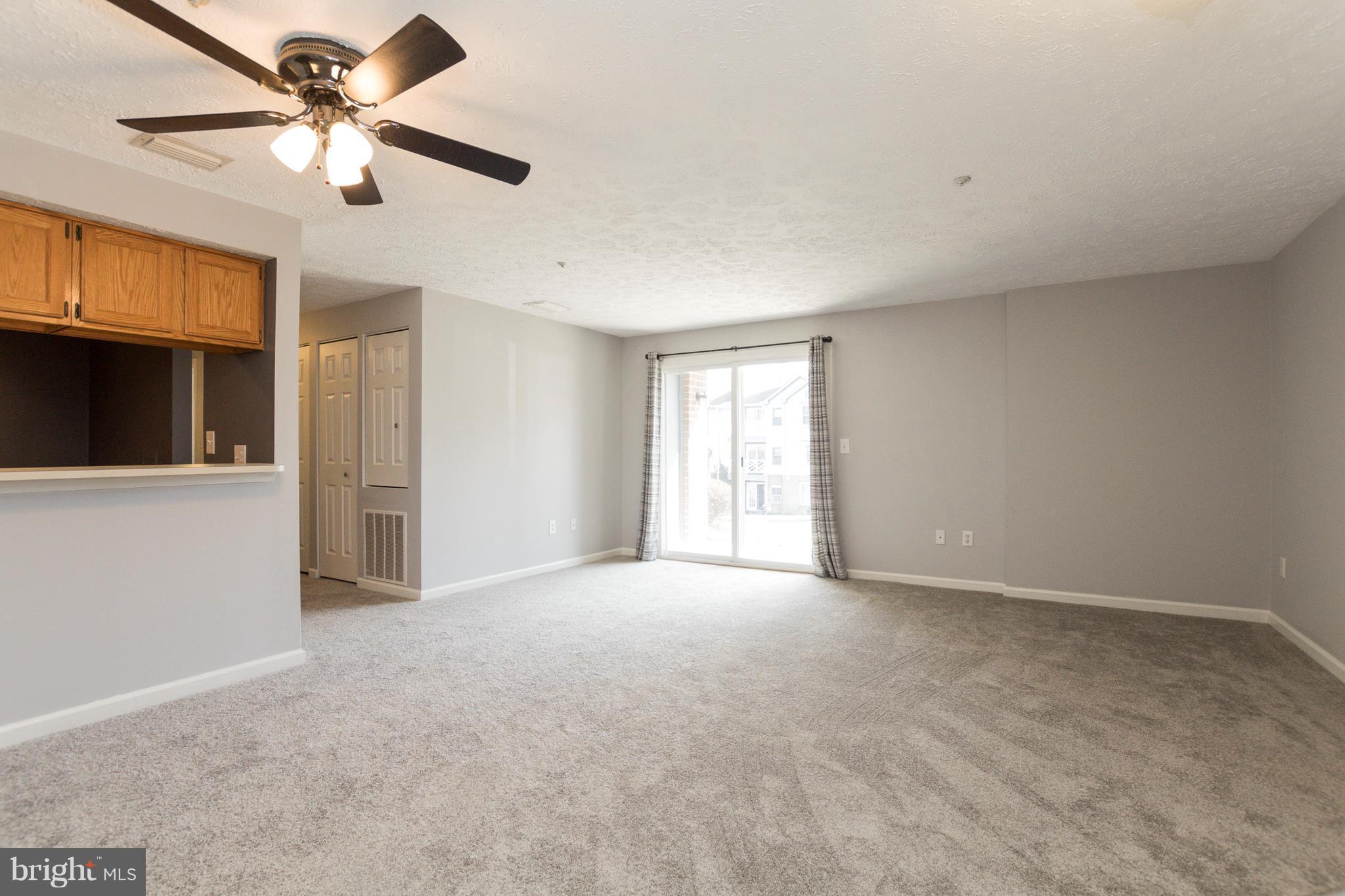 LAUREL WOODS - Residential