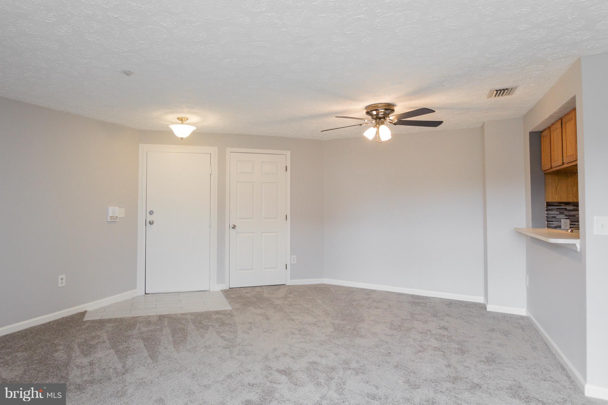 LAUREL WOODS - Residential