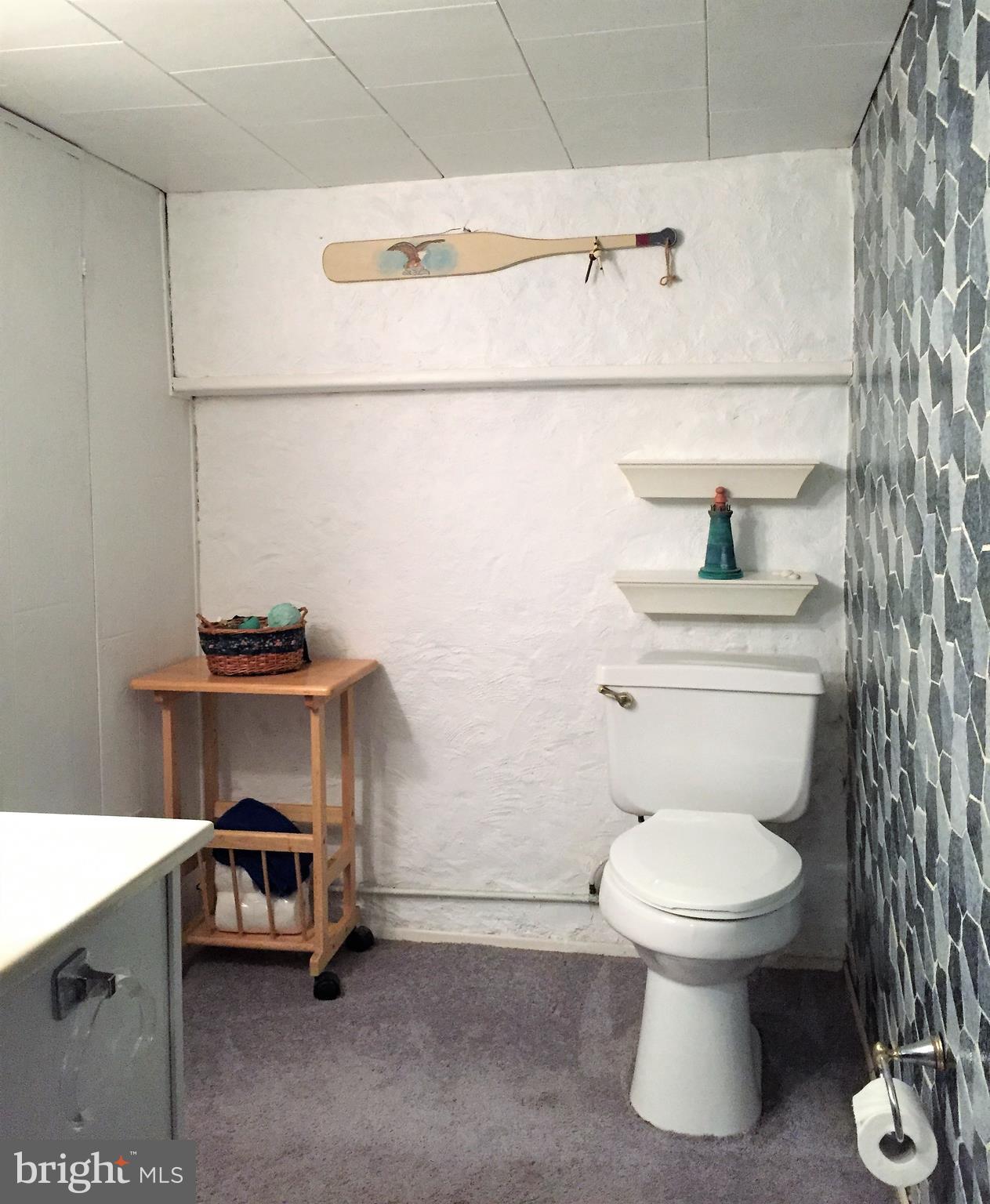 FOX RIDGE MANOR - Residential