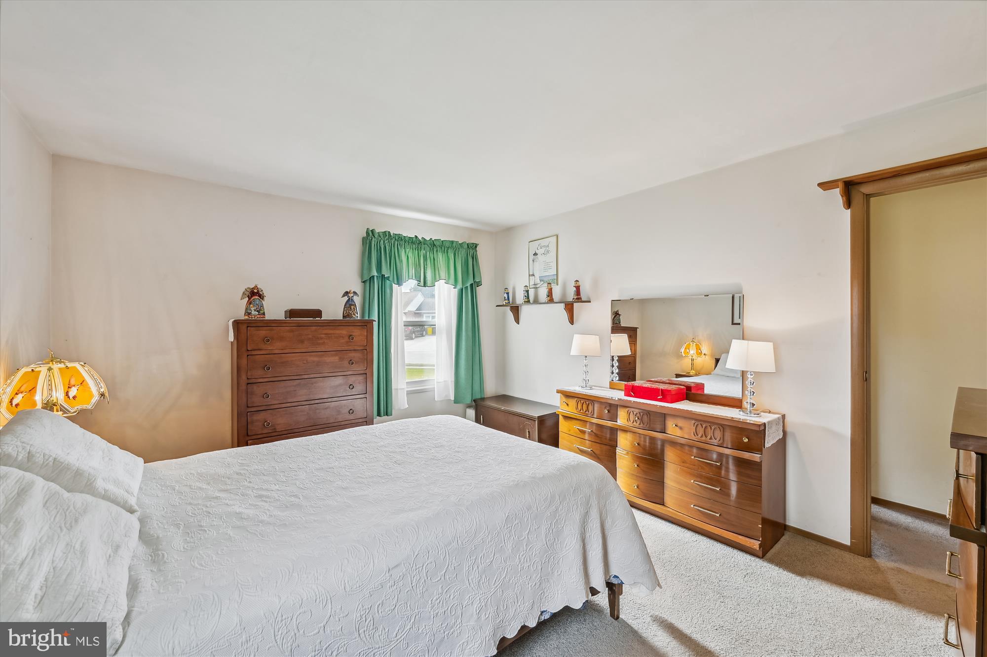 SUBURBIA - Residential