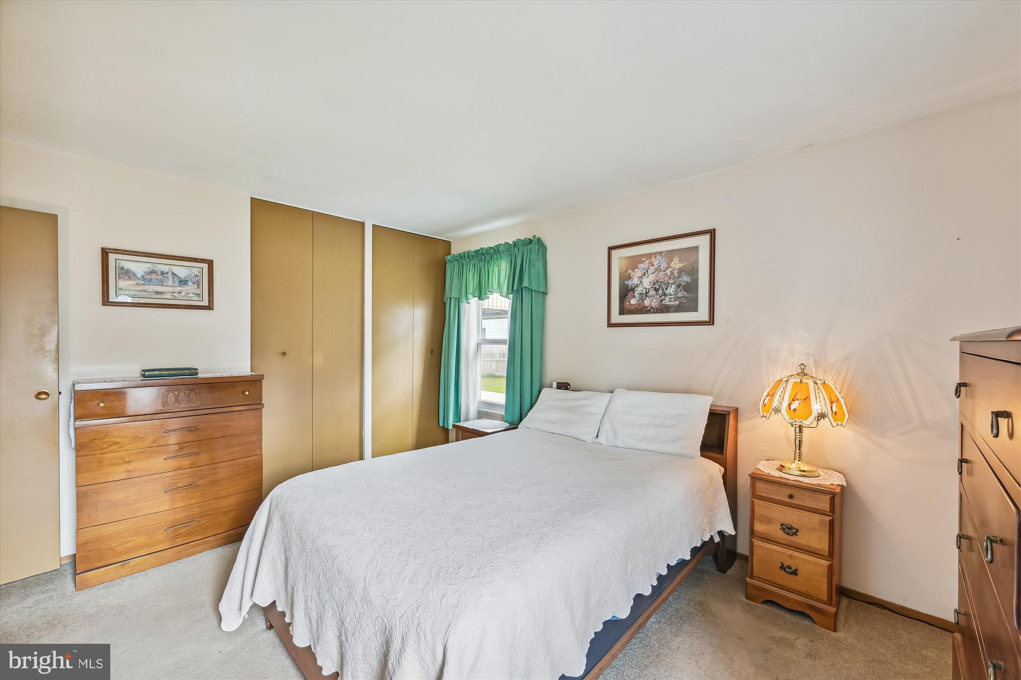 SUBURBIA - Residential