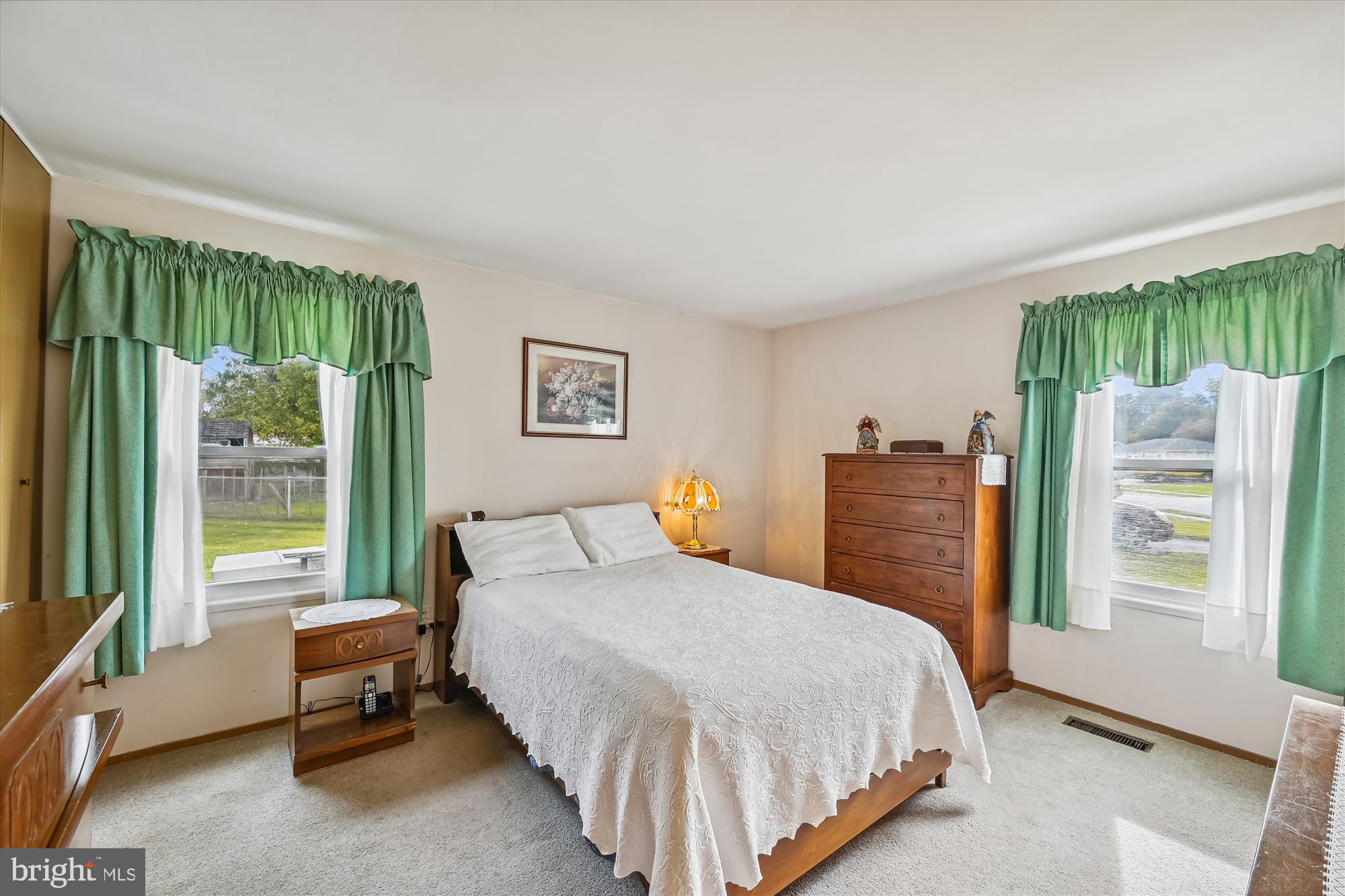 SUBURBIA - Residential