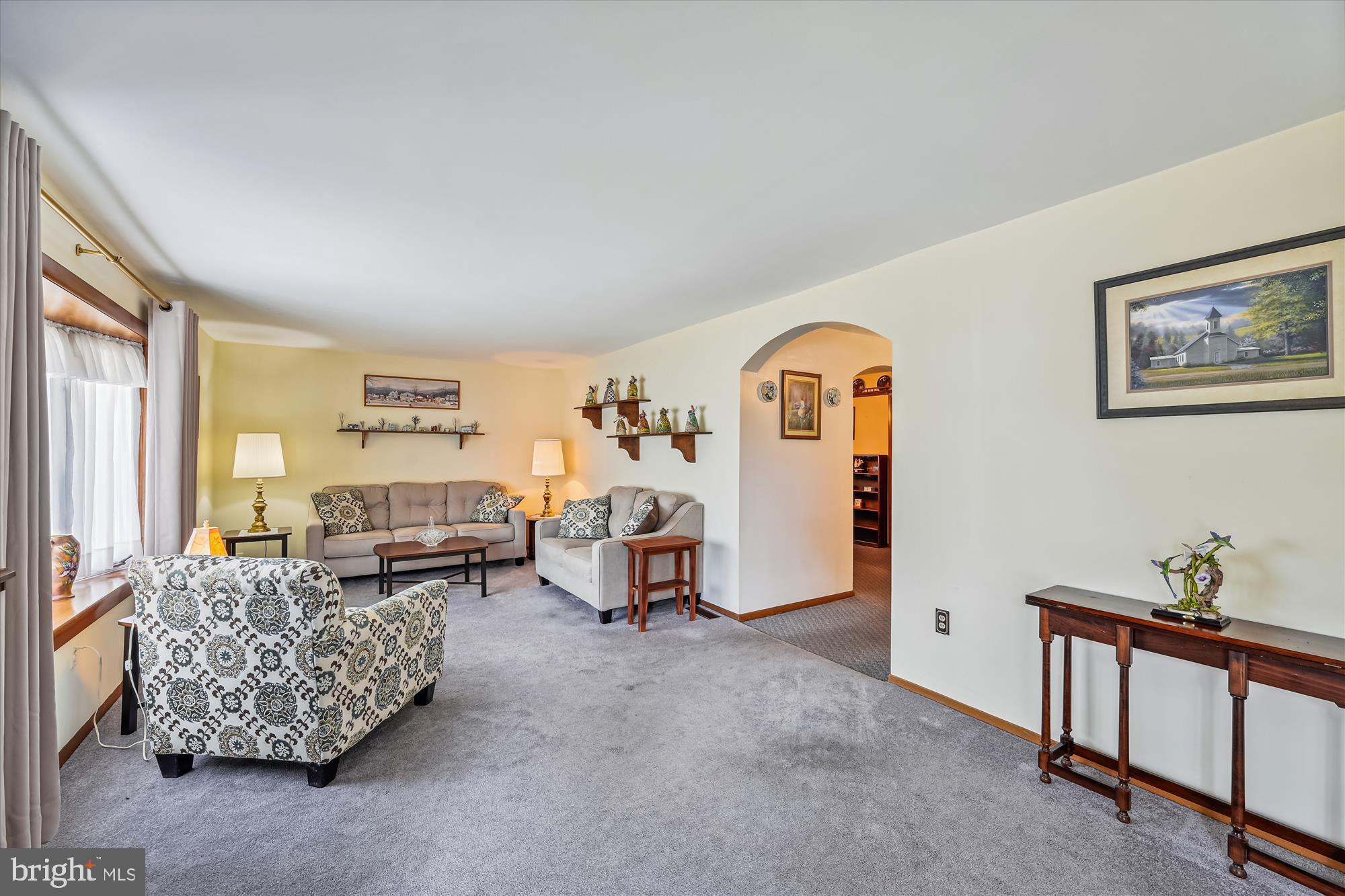 SUBURBIA - Residential