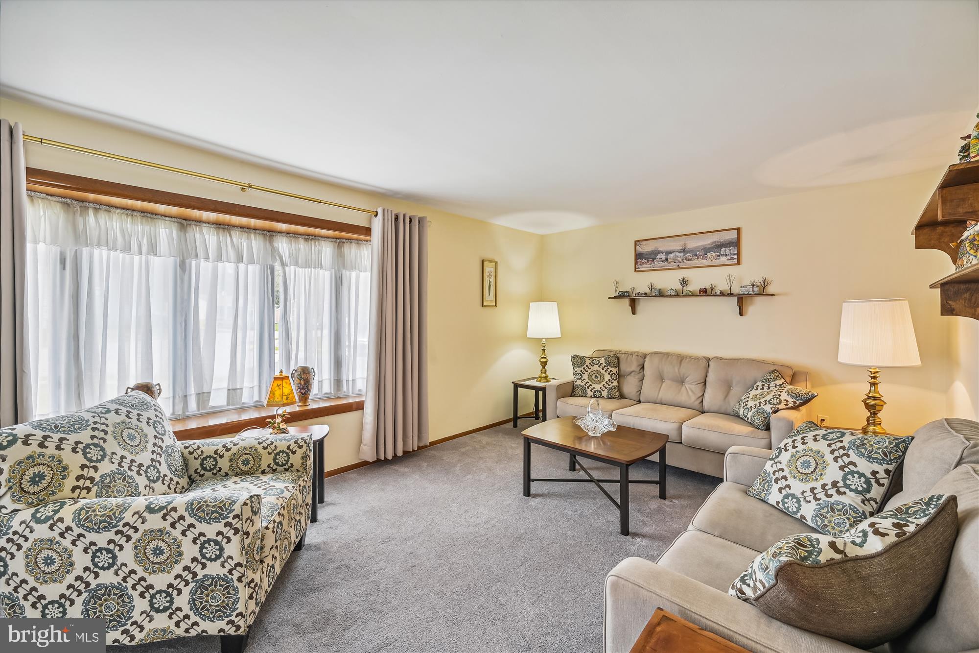 SUBURBIA - Residential