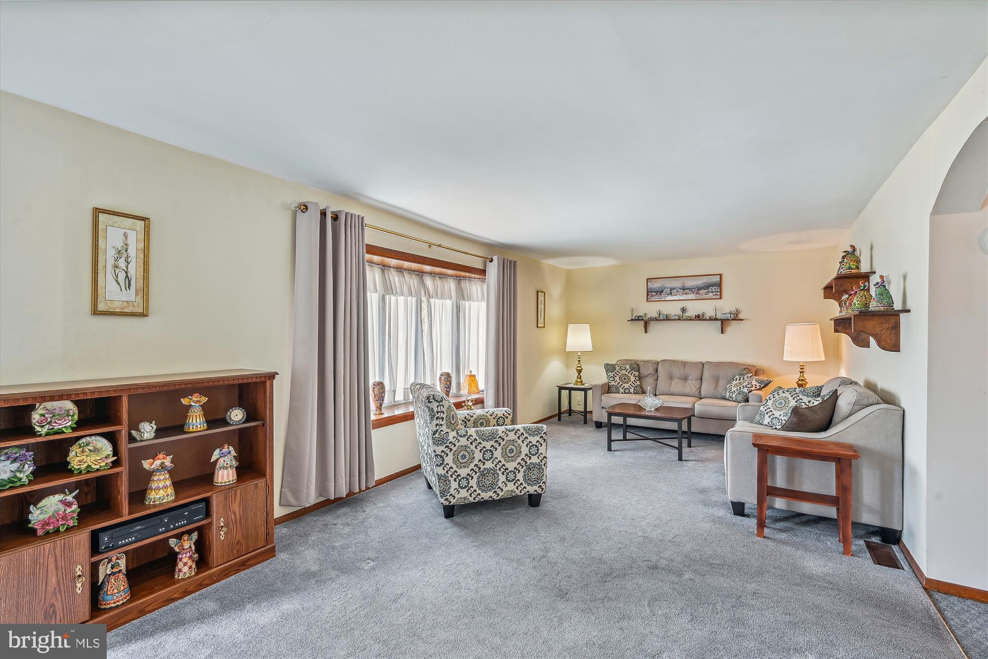 SUBURBIA - Residential