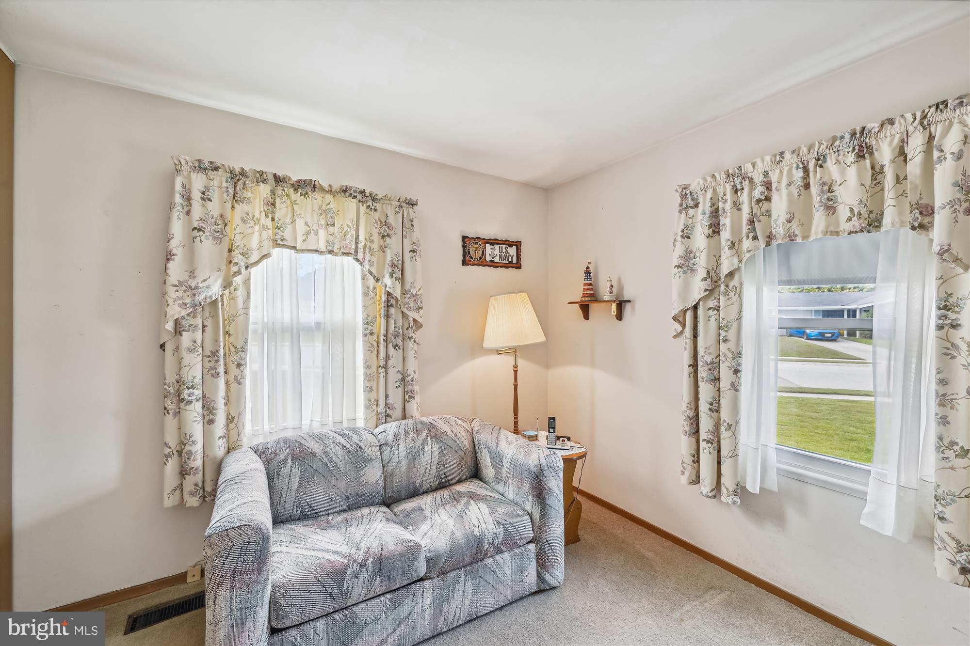 SUBURBIA - Residential