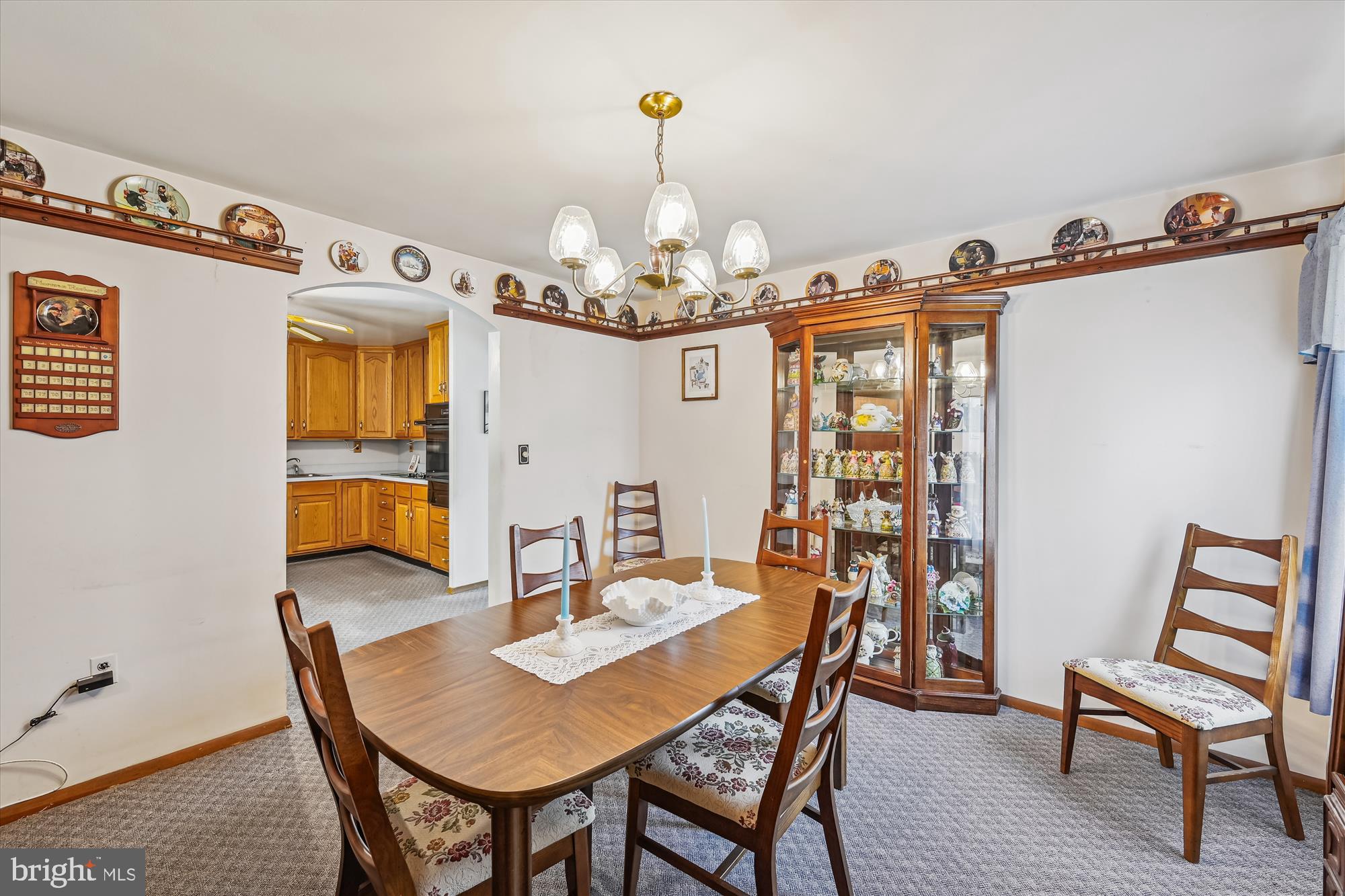 SUBURBIA - Residential