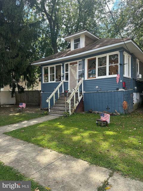 44 S PINE AVE MAPLE SHADE NJ 08052