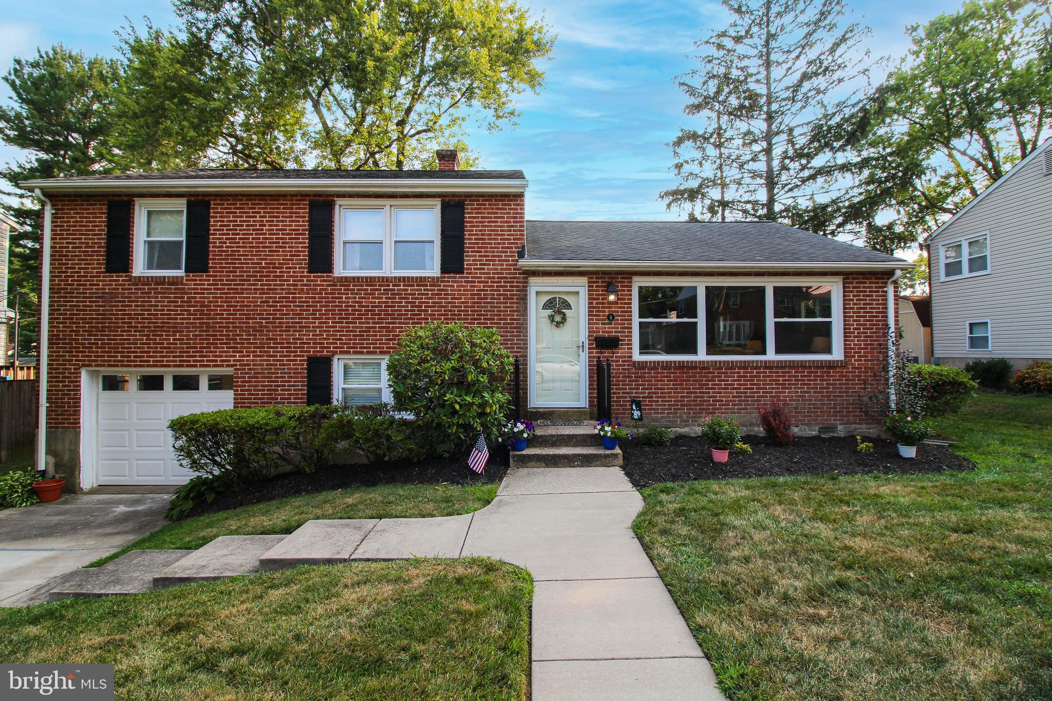 ROLLINGWOOD - Residential