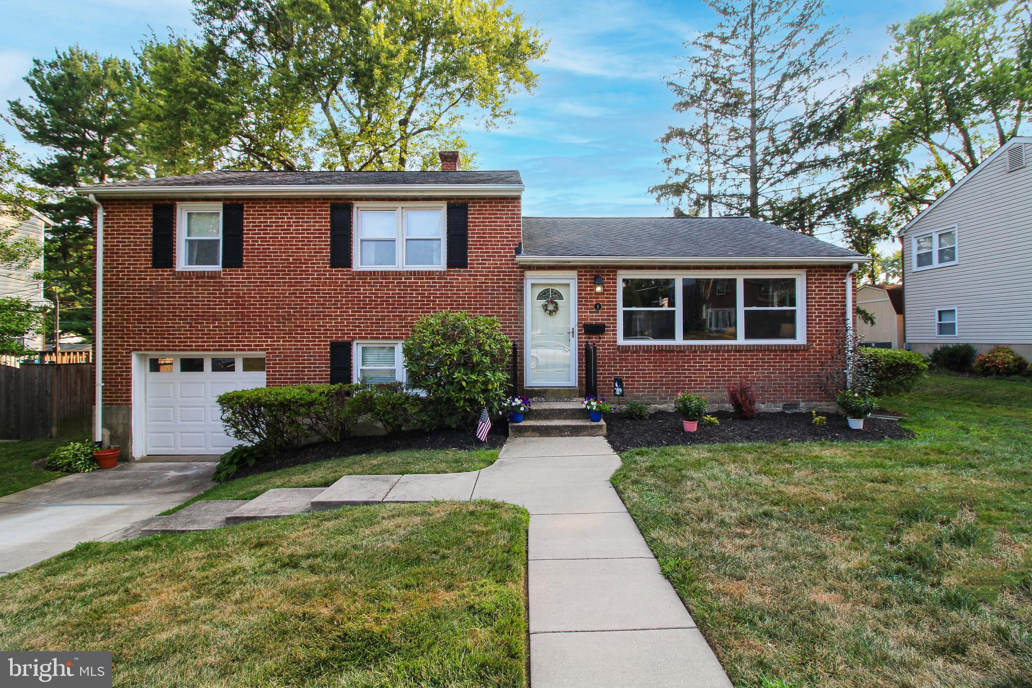 ROLLINGWOOD - Residential