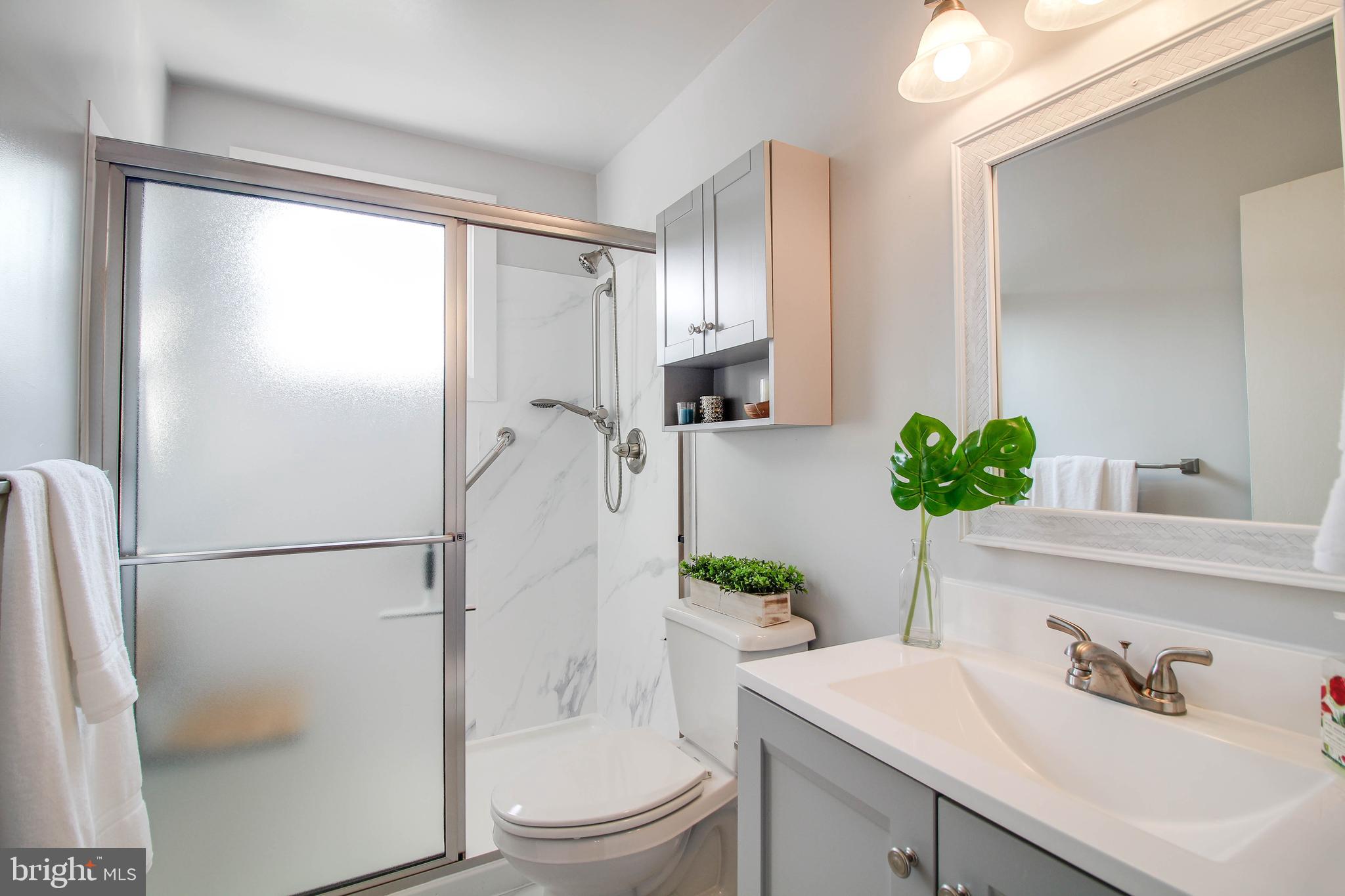 ROLLINGWOOD - Residential