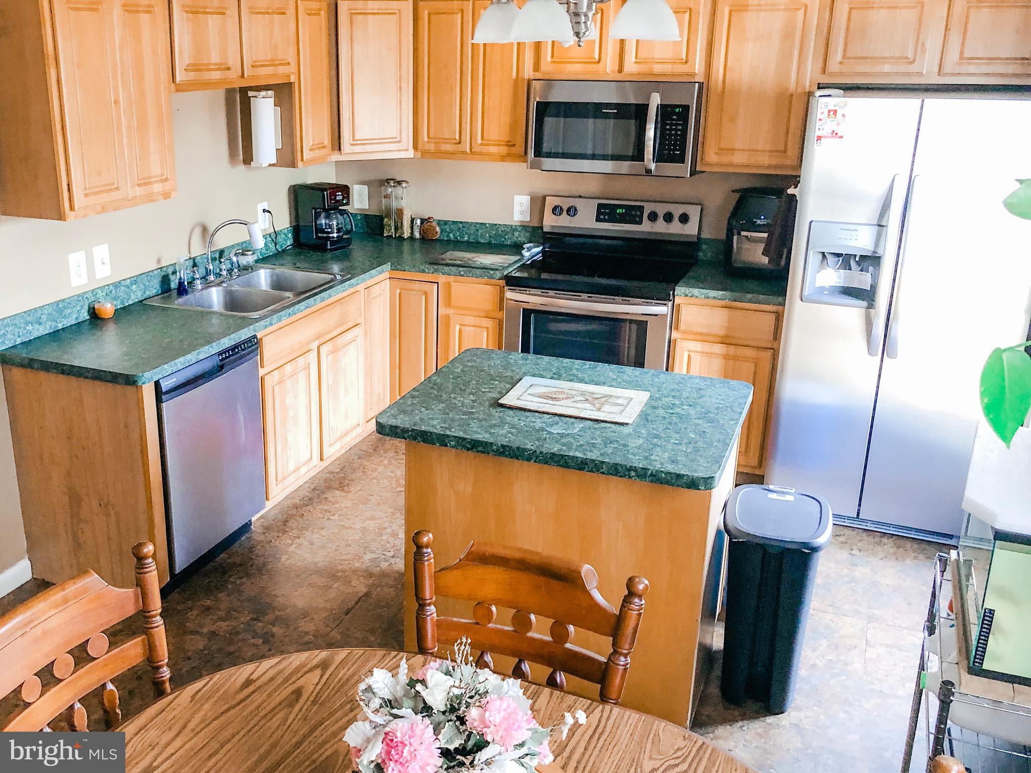 CHARLESTOWN COMMONS - Residential