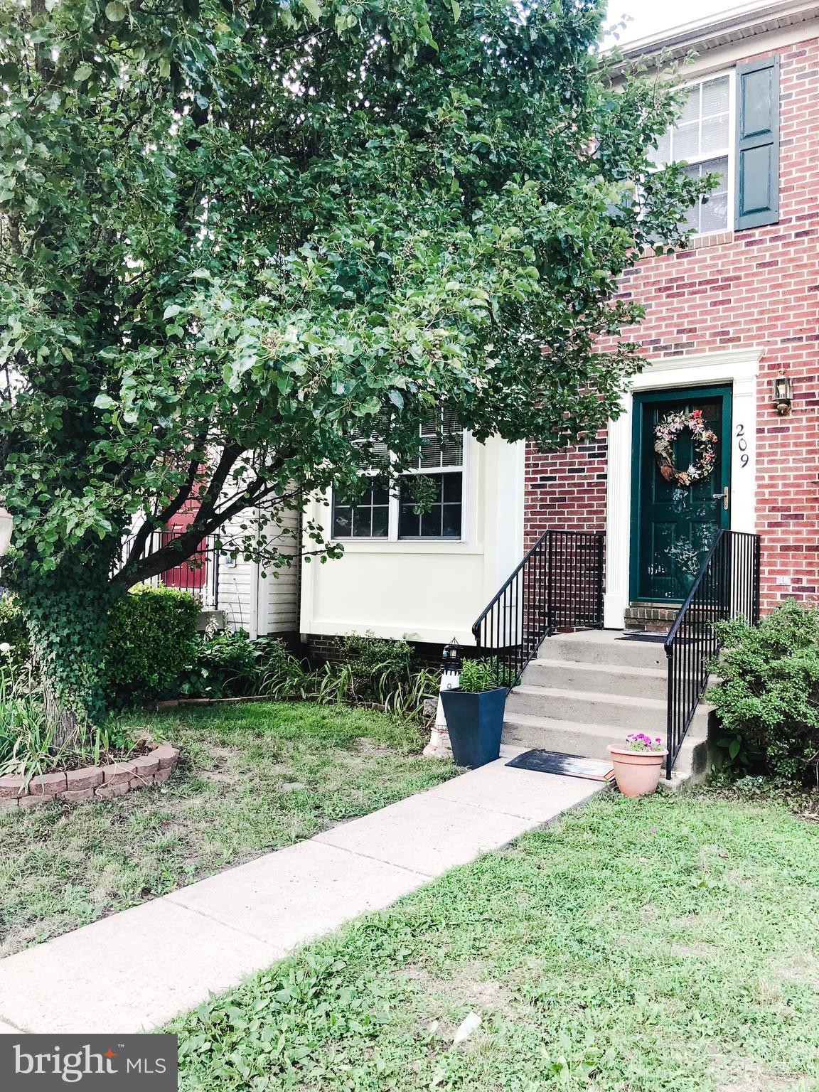 CHARLESTOWN COMMONS - Residential