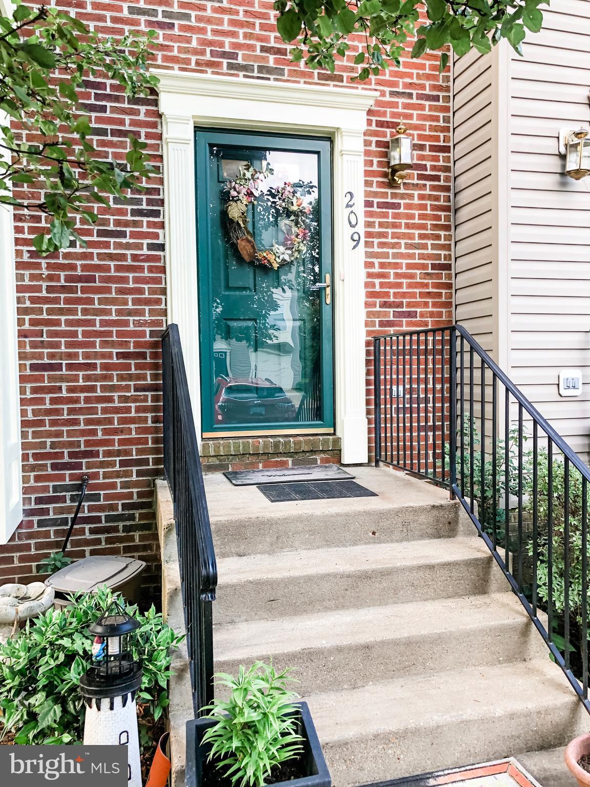 CHARLESTOWN COMMONS - Residential