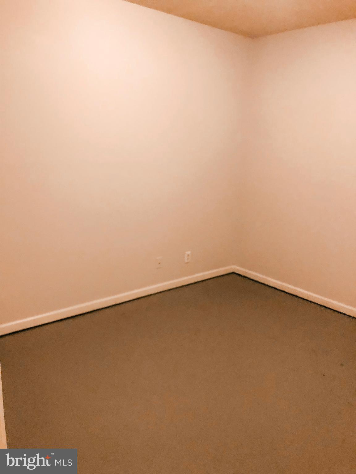 CHARLESTOWN COMMONS - Residential