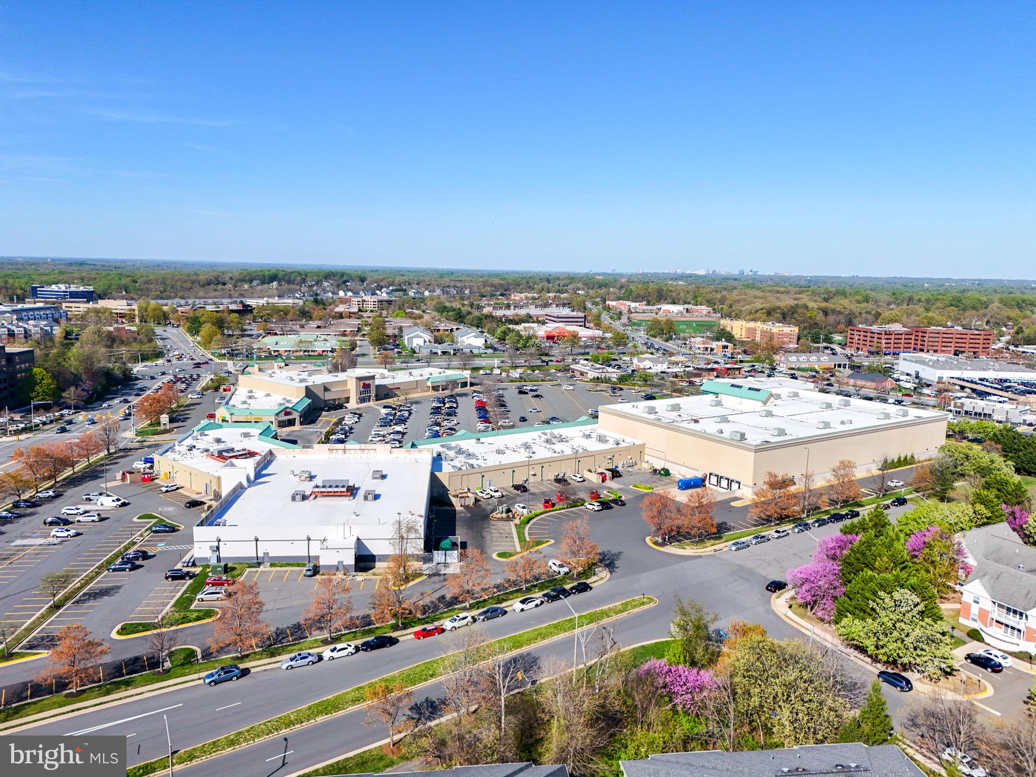 WESTBROOK COURT - Residential