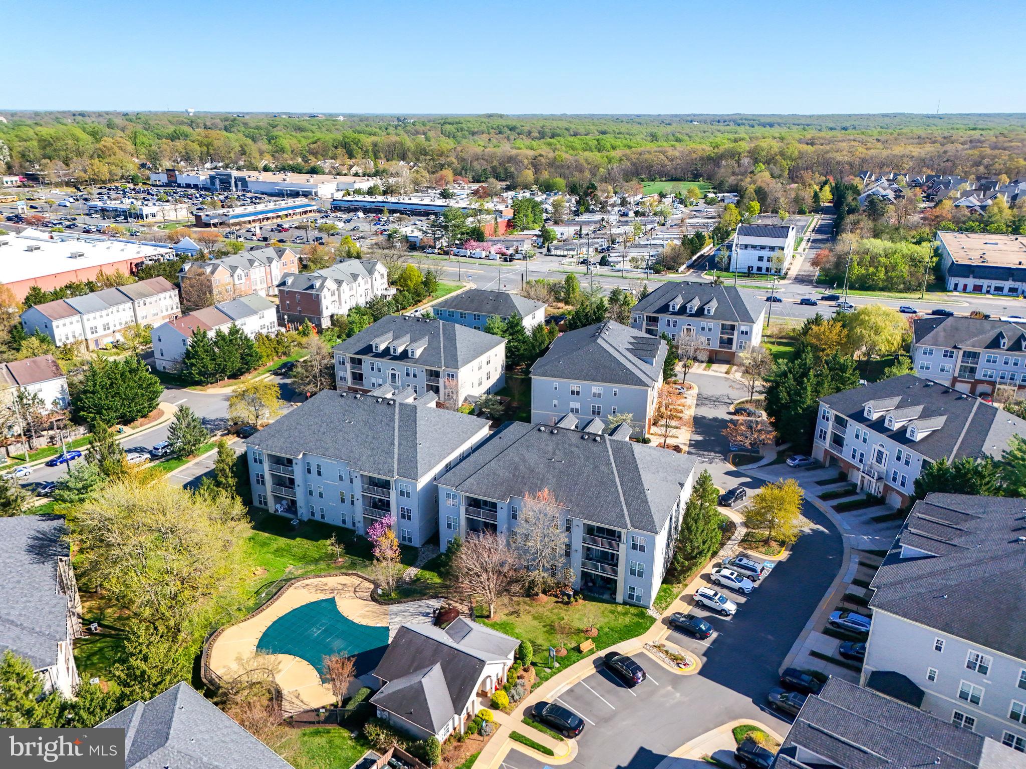 WESTBROOK COURT - Residential