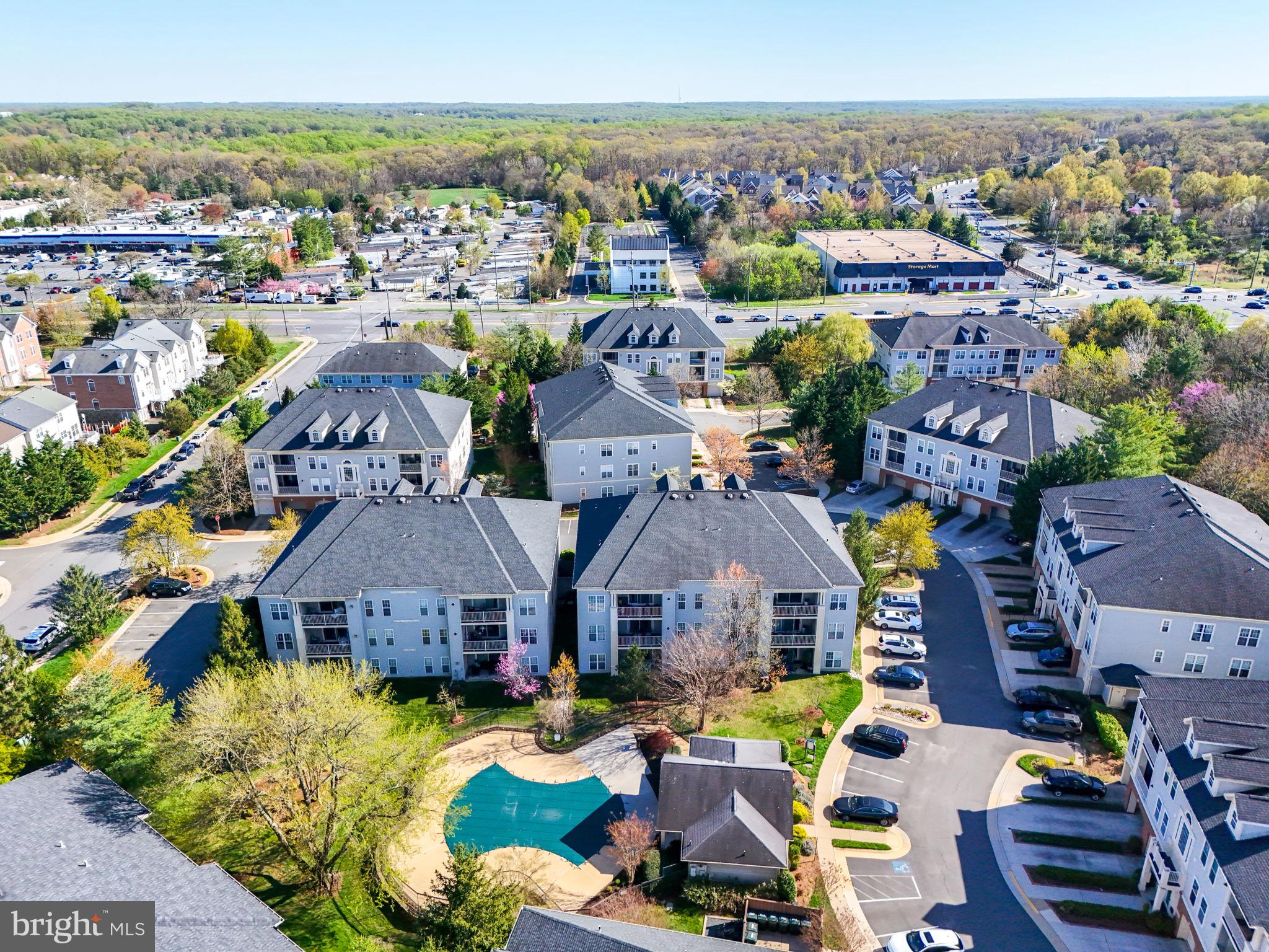 WESTBROOK COURT - Residential