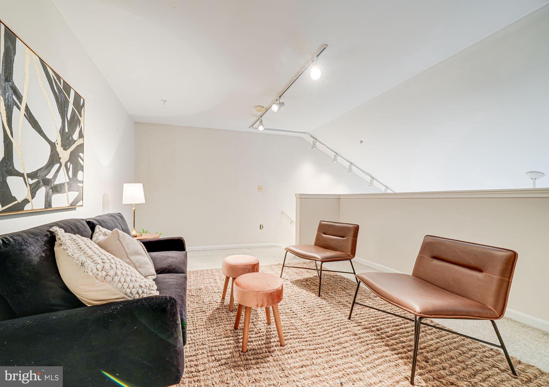 WESTBROOK COURT - Residential